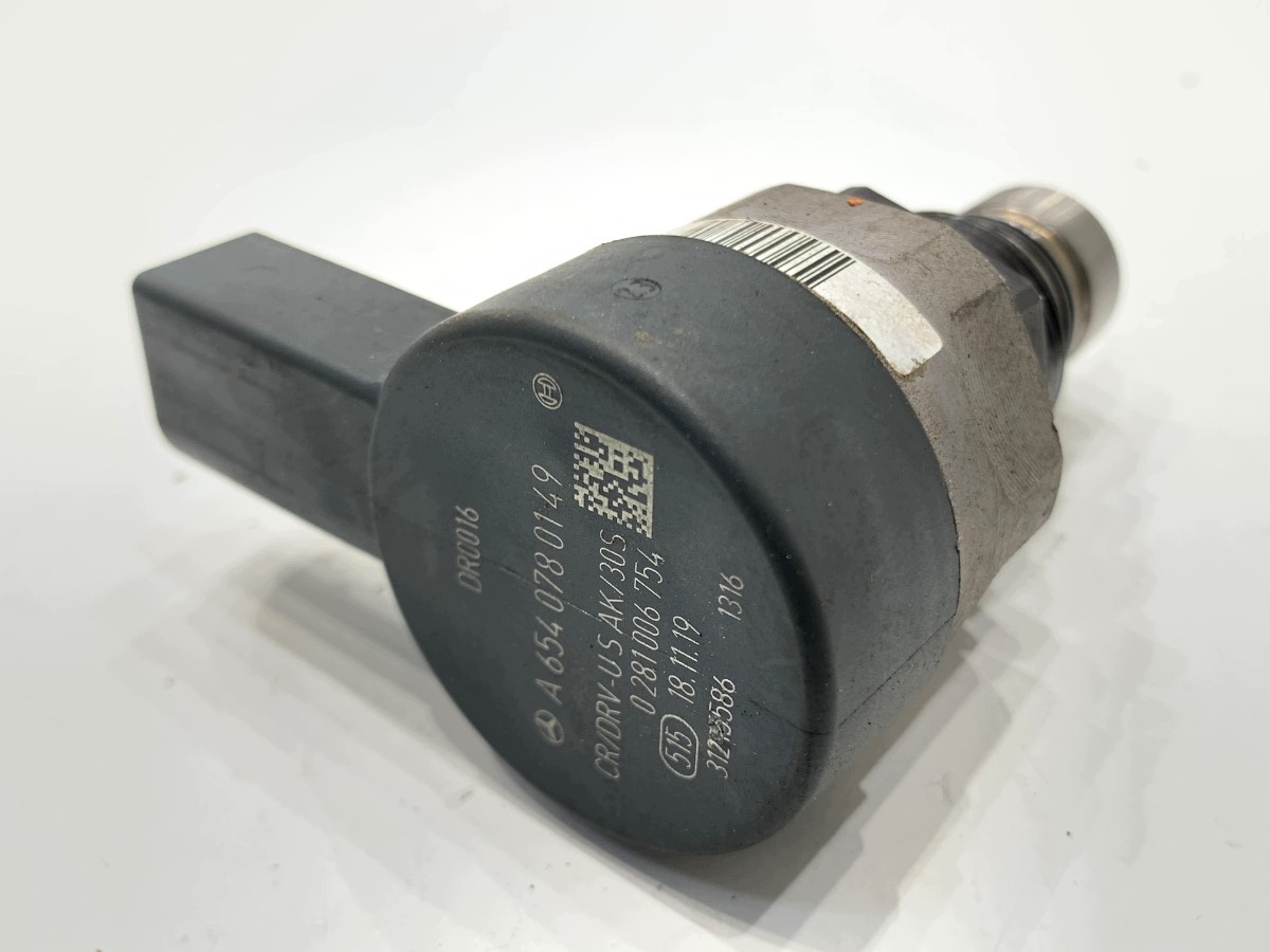 Régulateur de pression carburant Mercedes A6540780149 image 3
