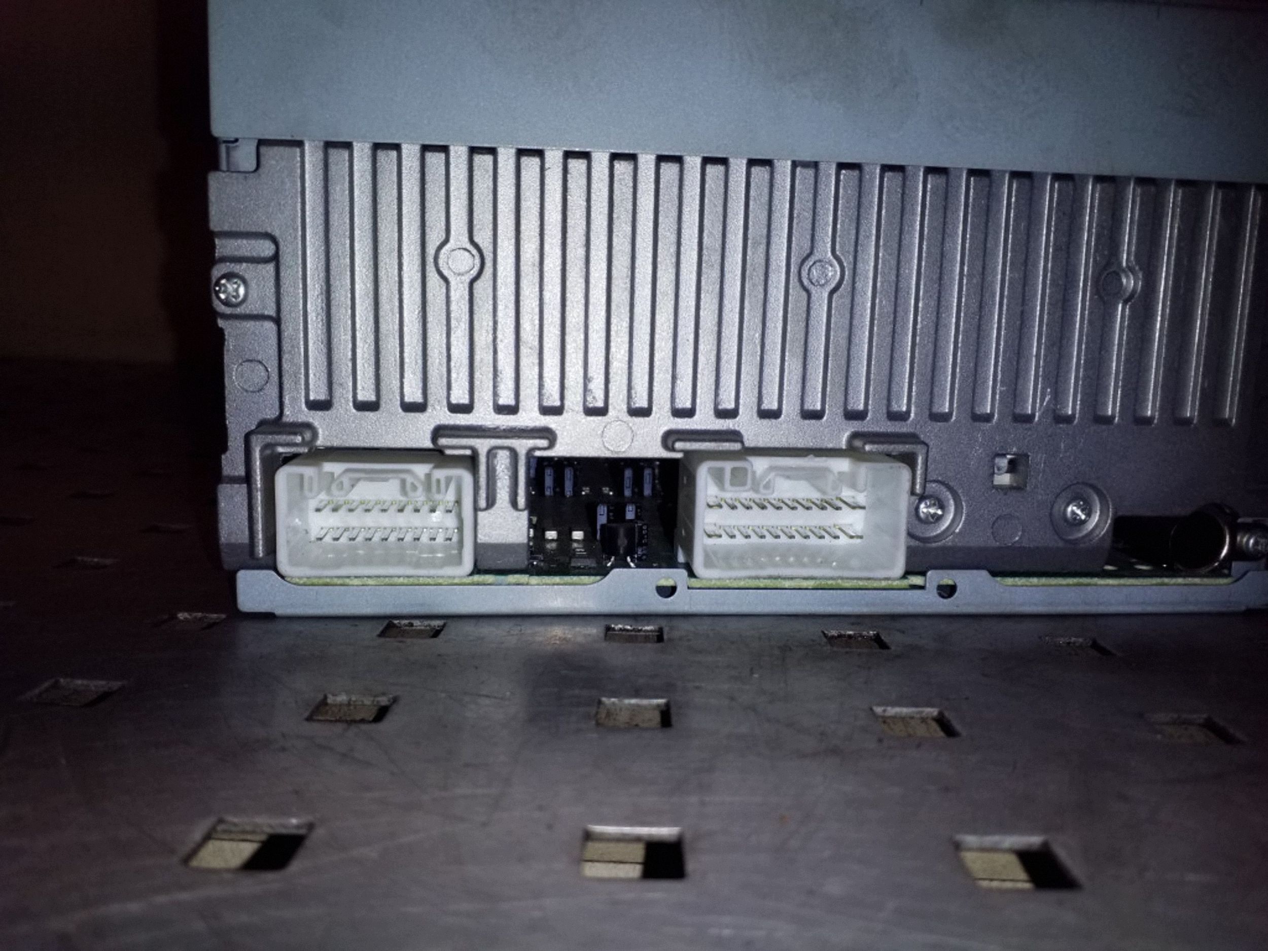Peugeot 4007 Changeur CD/DVD 8701A364 image 3