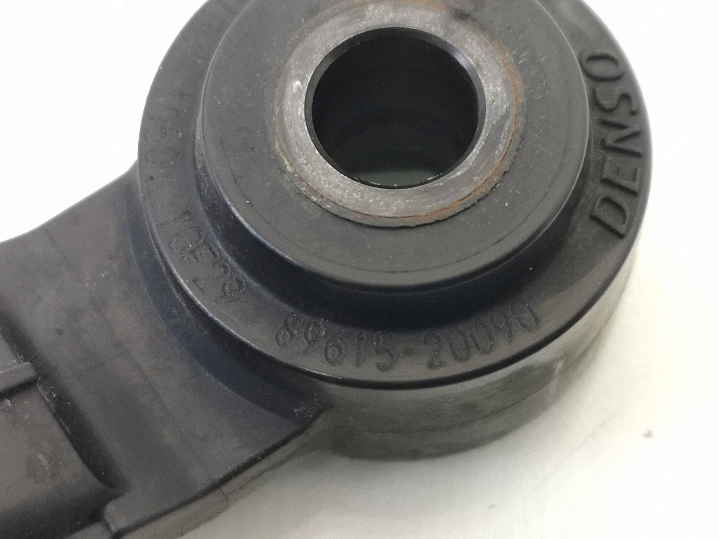 2005 Toyota Avensis T250 Klopfsensor 8961520070 image 3
