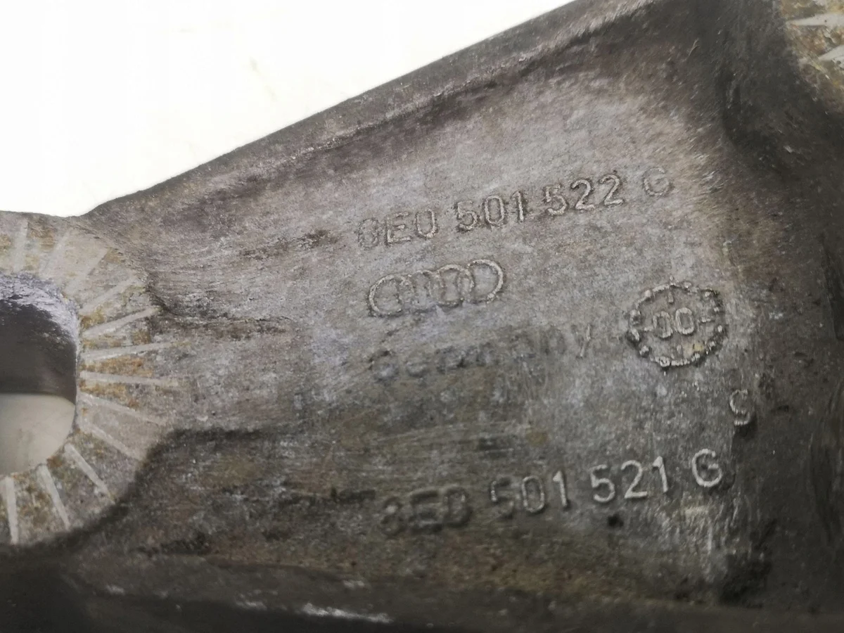 Audi A6 S6 C5 4B Rear Beam Mount 8E0501522G