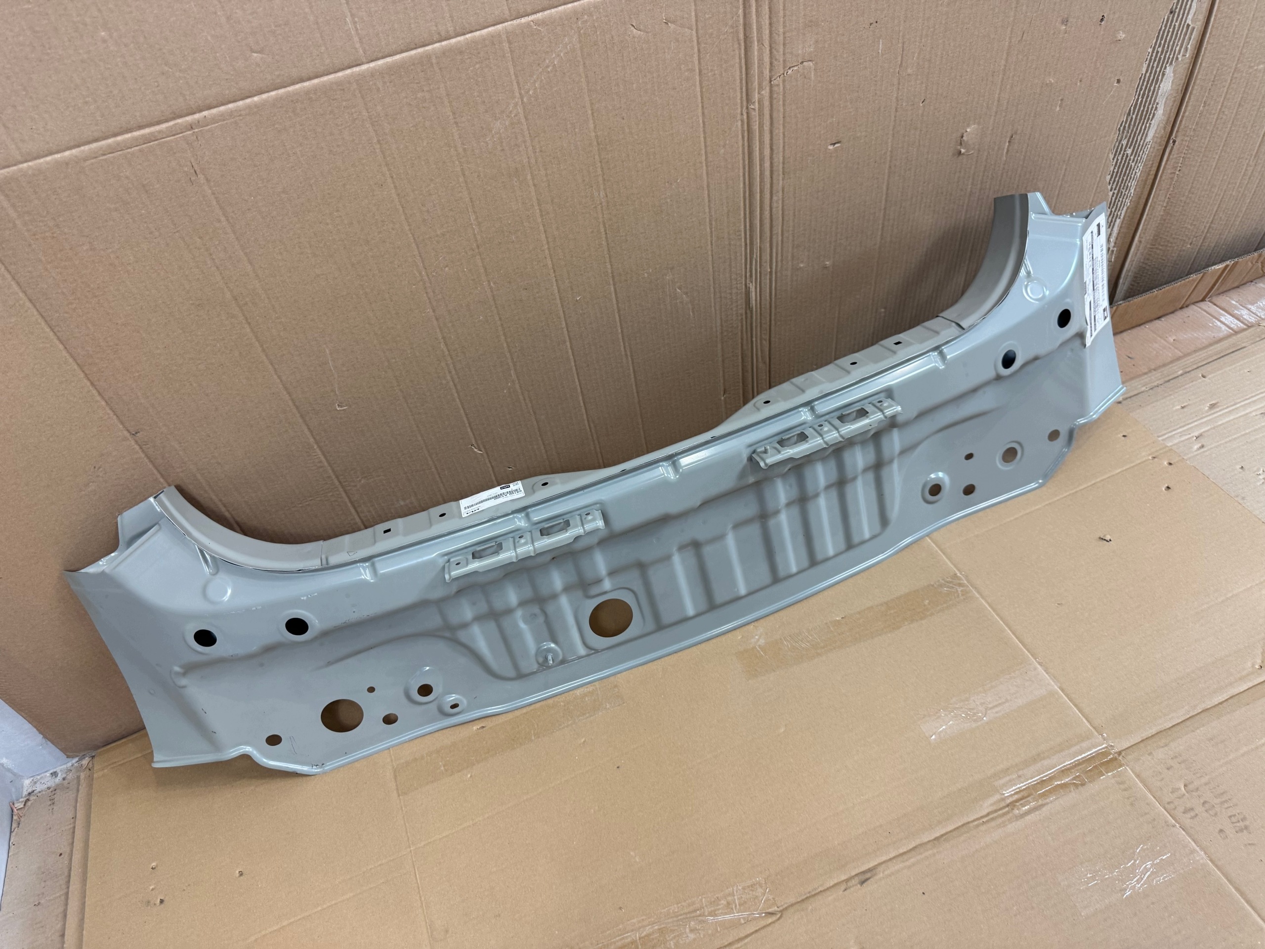 Kia Niro II takapalkki 69100AT000 image 3