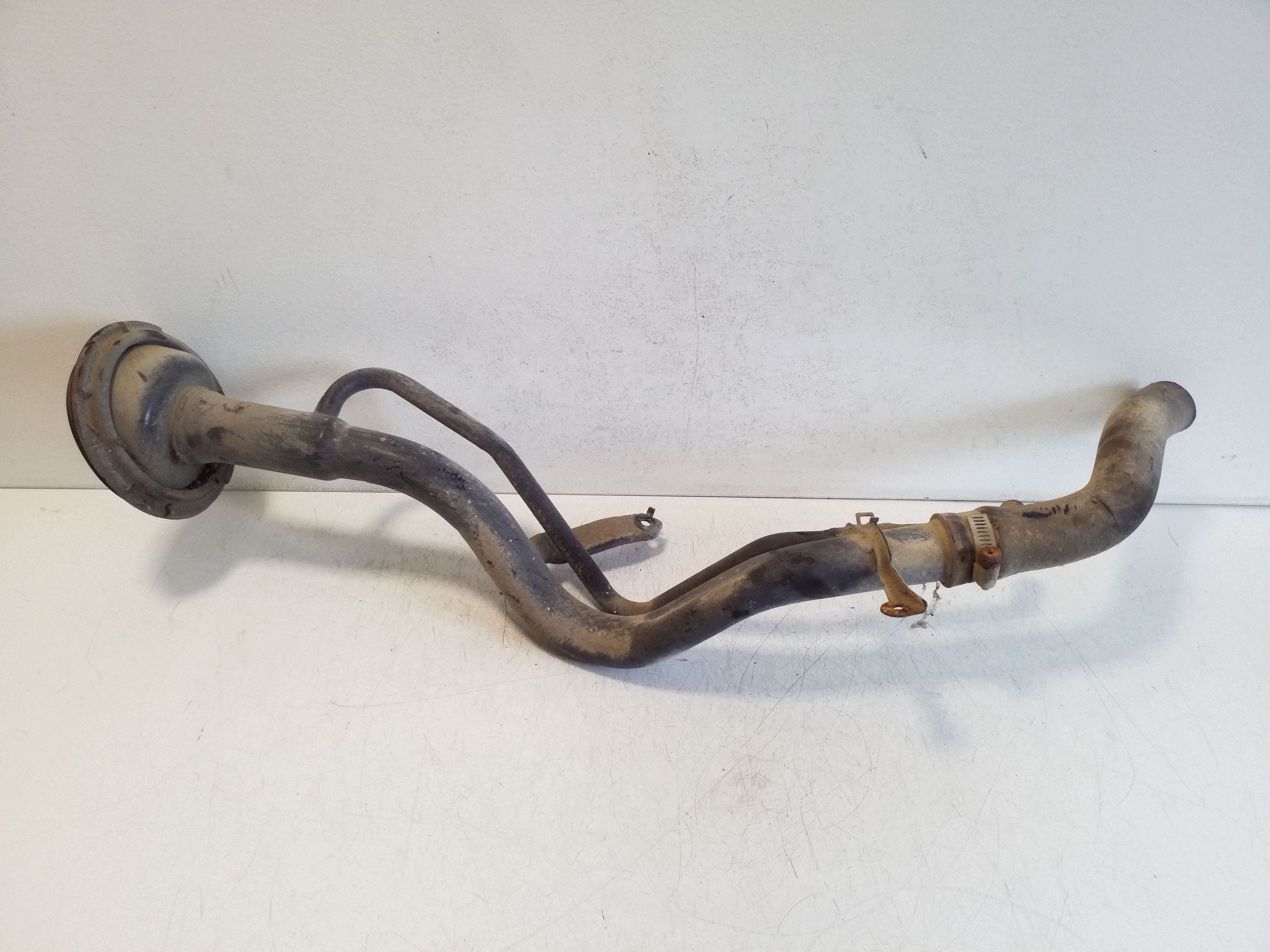 Nissan Pathfinder R51 Tapa de combustible VAL273743 image 2