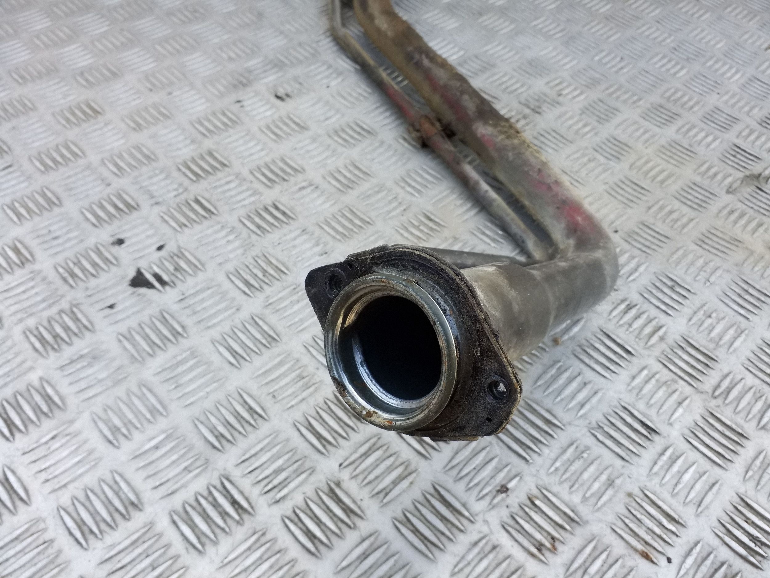 Suzuki Grand Vitara II Kraftstoffeinfüllstutzen OEM VAL277185