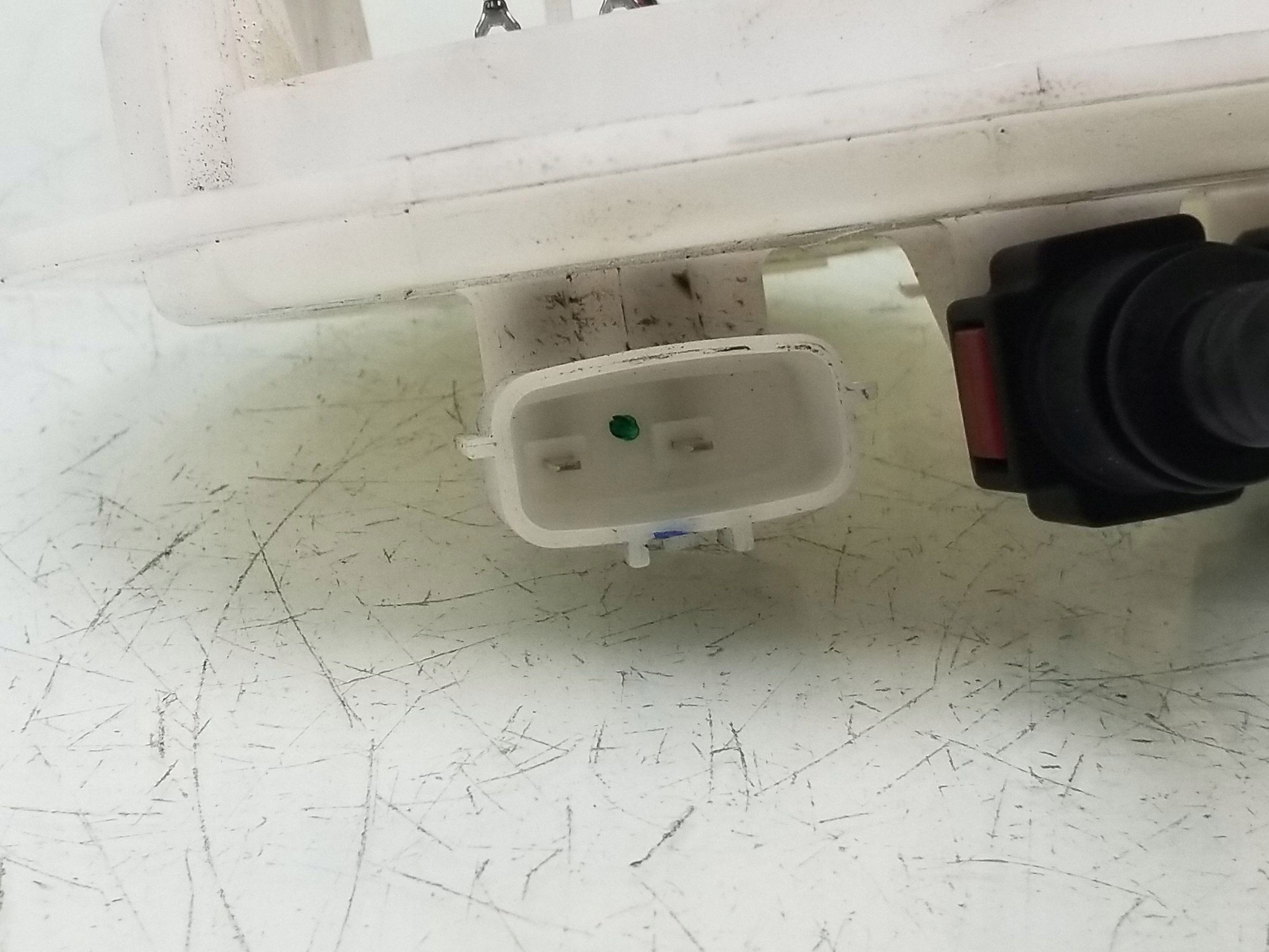 Renault Scenic III Fuel Level Sensor 172020033R image 3