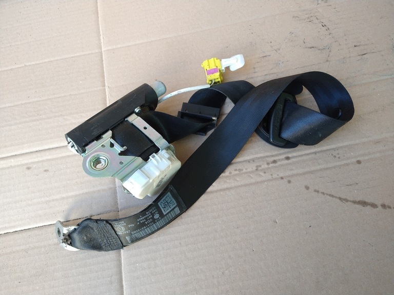 Säkerhetsbälte höger fram VW Passat B6 B7 CC 04-14 image 4