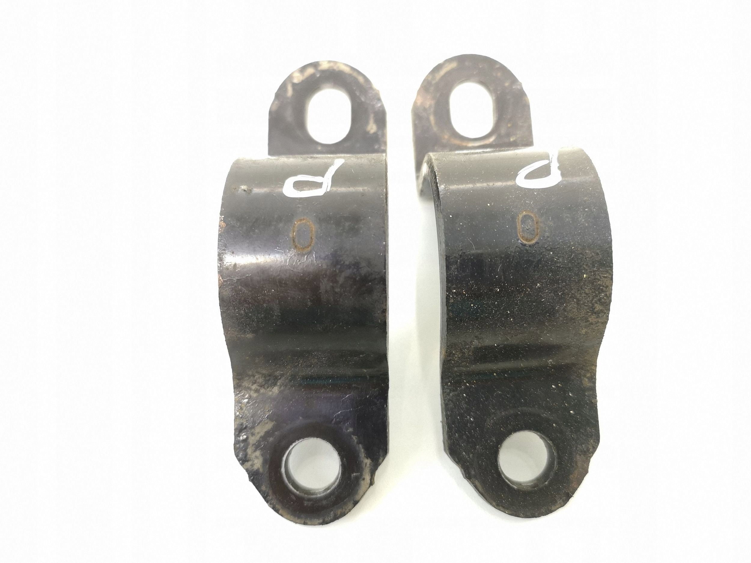 Toyota Yaris 2015 Stabilisator- Schelle vorne OEM FRC26650 image 2