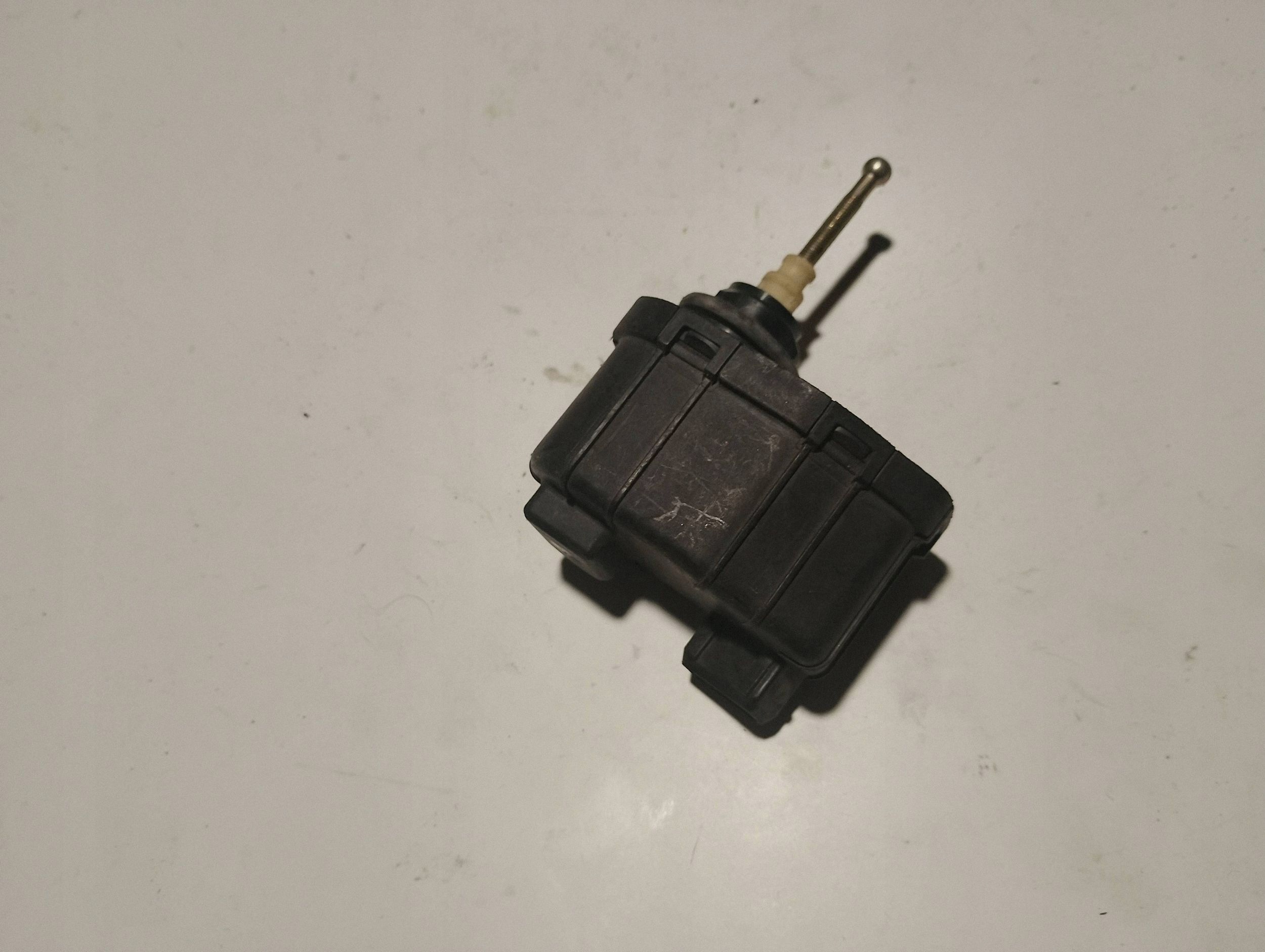 FIAT Ajovalojen Säätömoottori 7783522