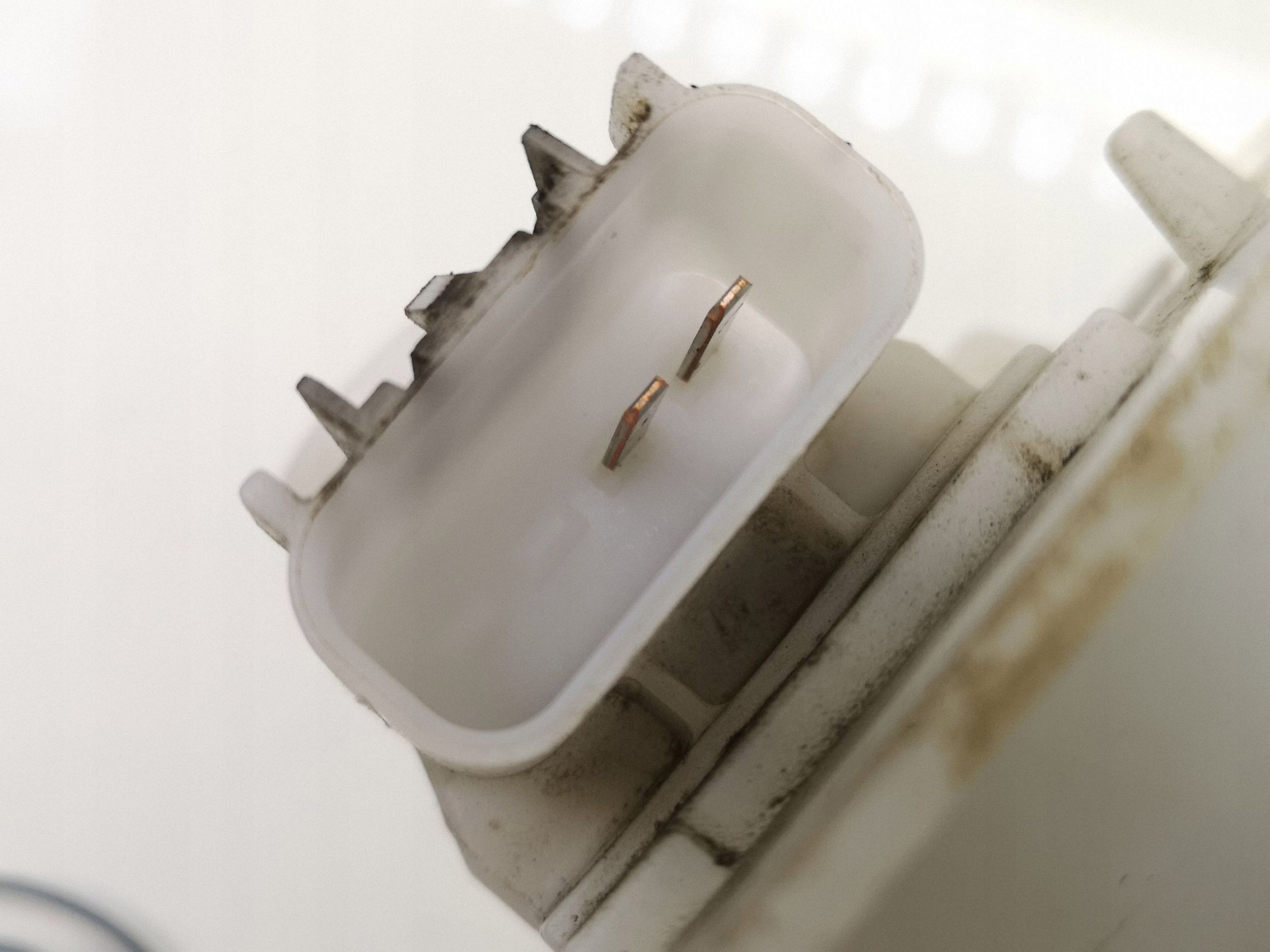Sensor de Nível de Combustível Opel Insignia A 15776412 image 3