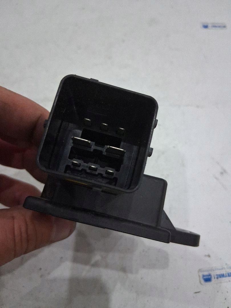 Module Start Stop Peugeot 5008 II 1.6 THP 9828207680 image 4