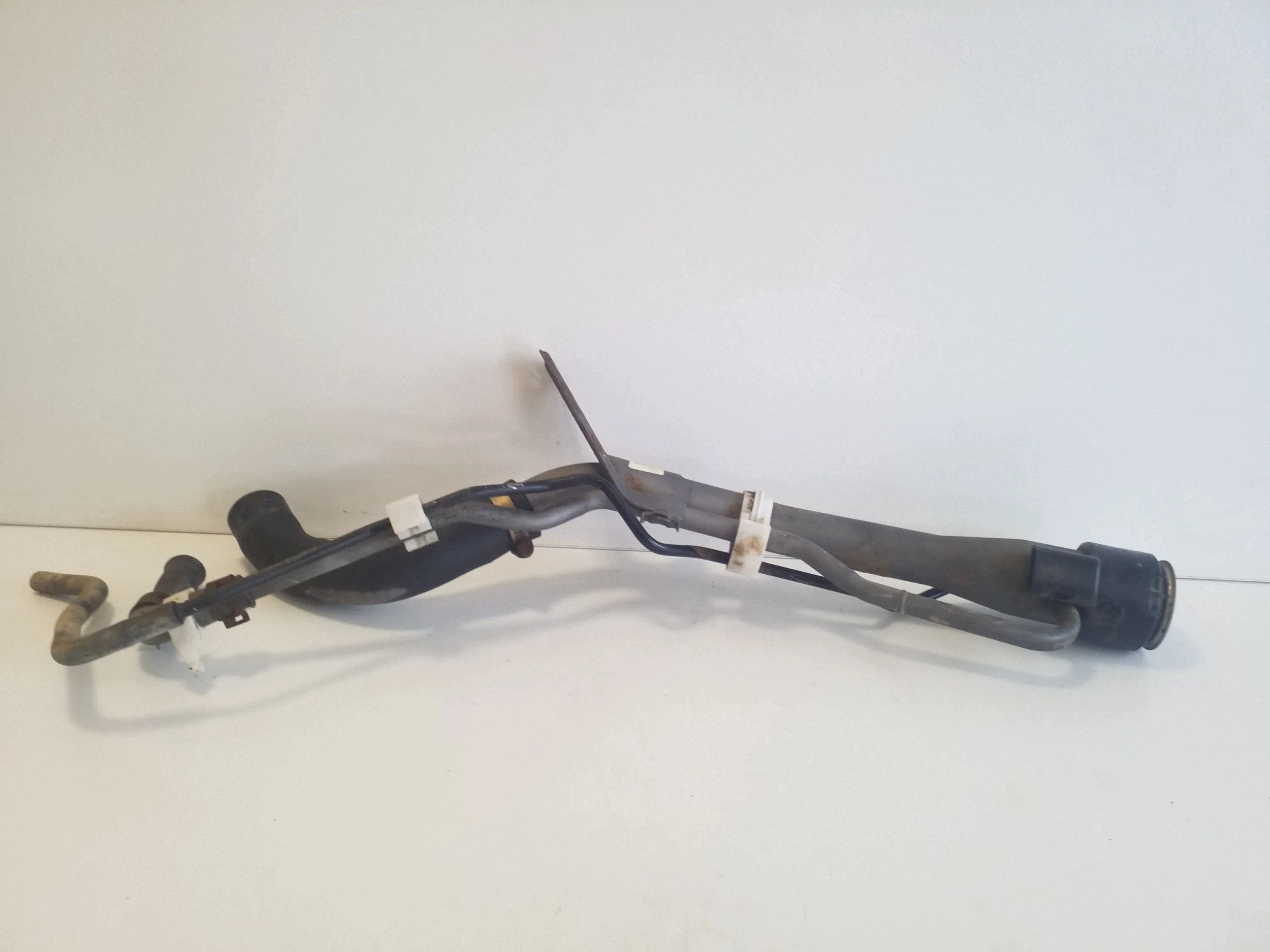 Toyota Hilux AN120/AN130 Bränsletanklock