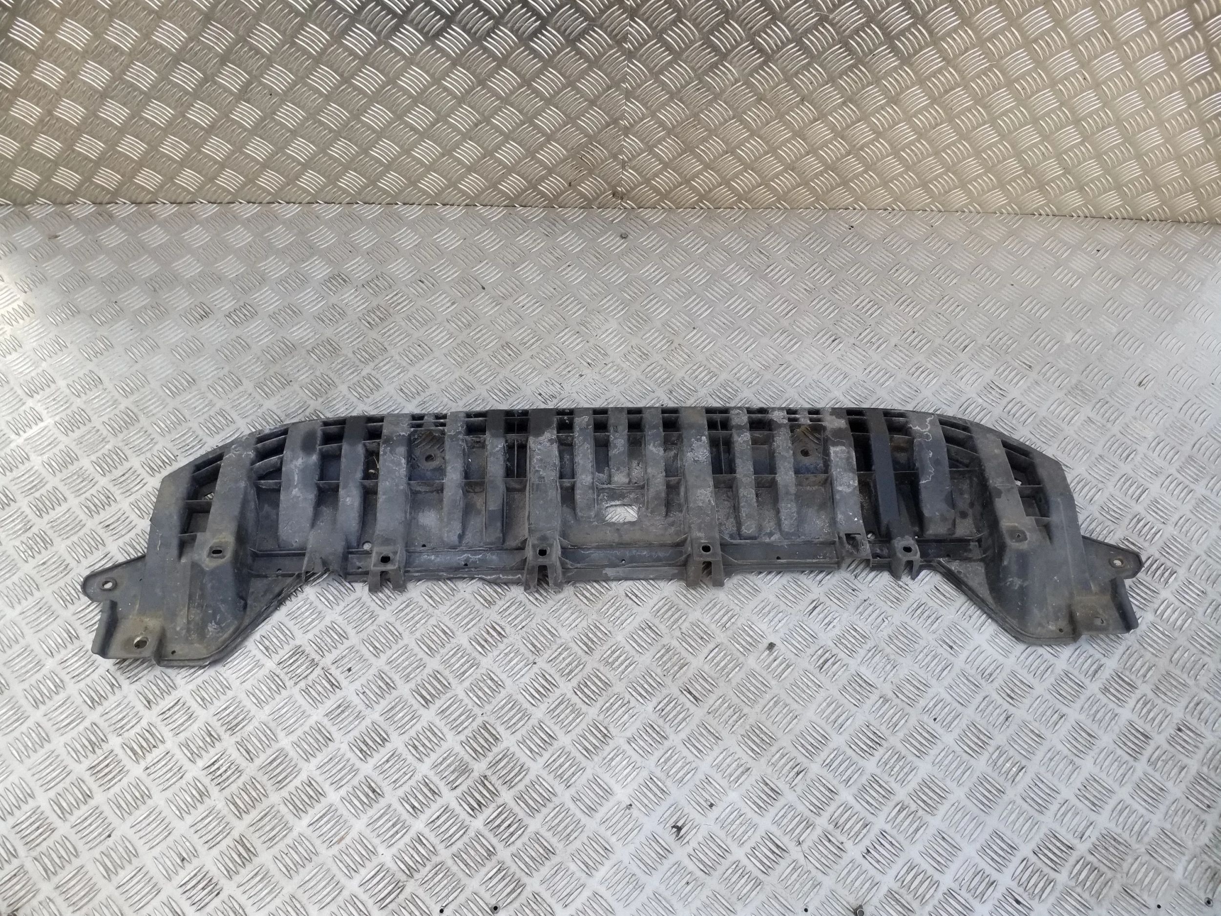 Lexus CT 200h Frontschutz unter Stoßstange 5261876010
