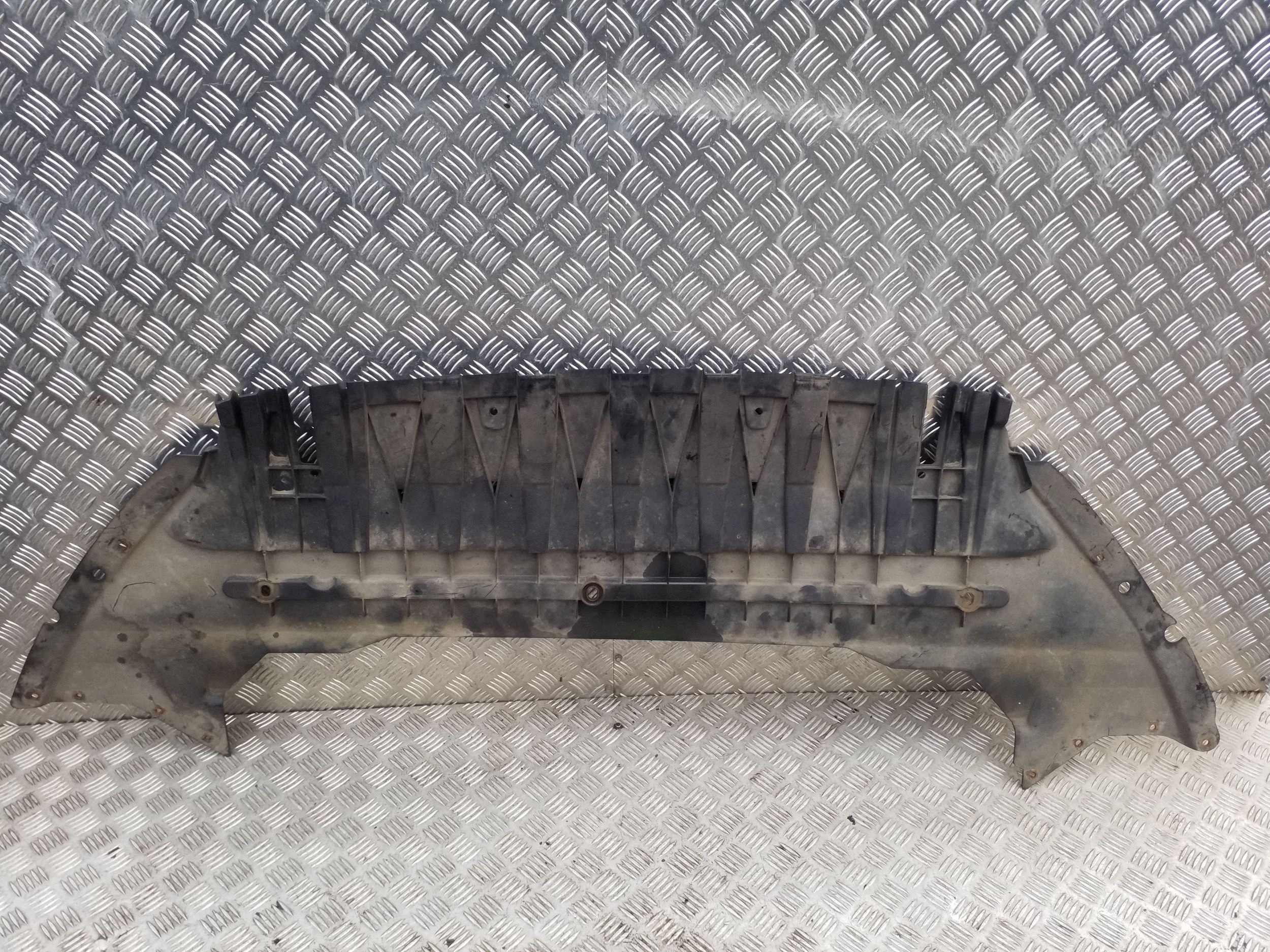 Land Rover Discovery Sport etusuoja BS718B384A image 3