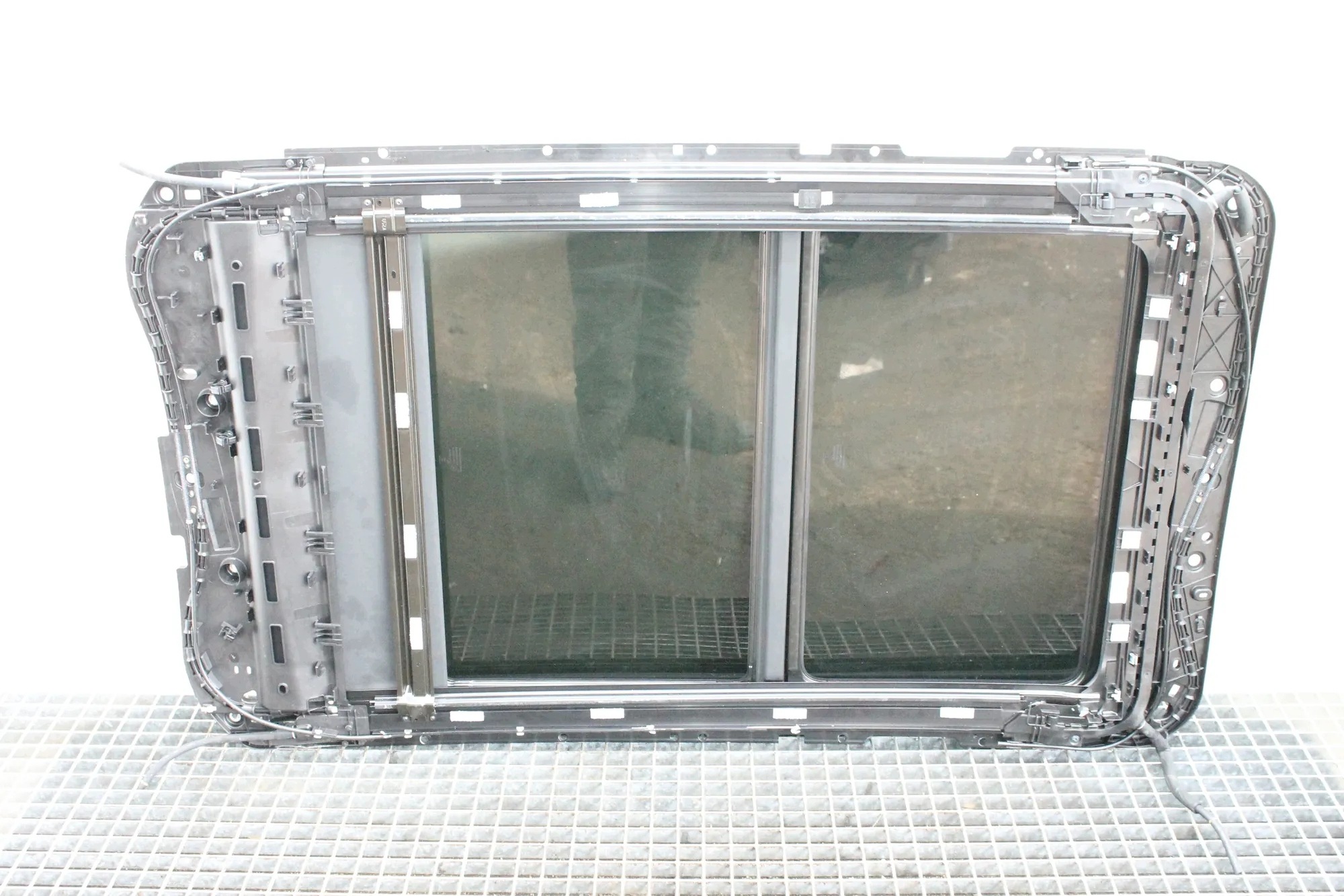 Sunroof Peugeot 3008 II SUV 98342333ZD Used OEM