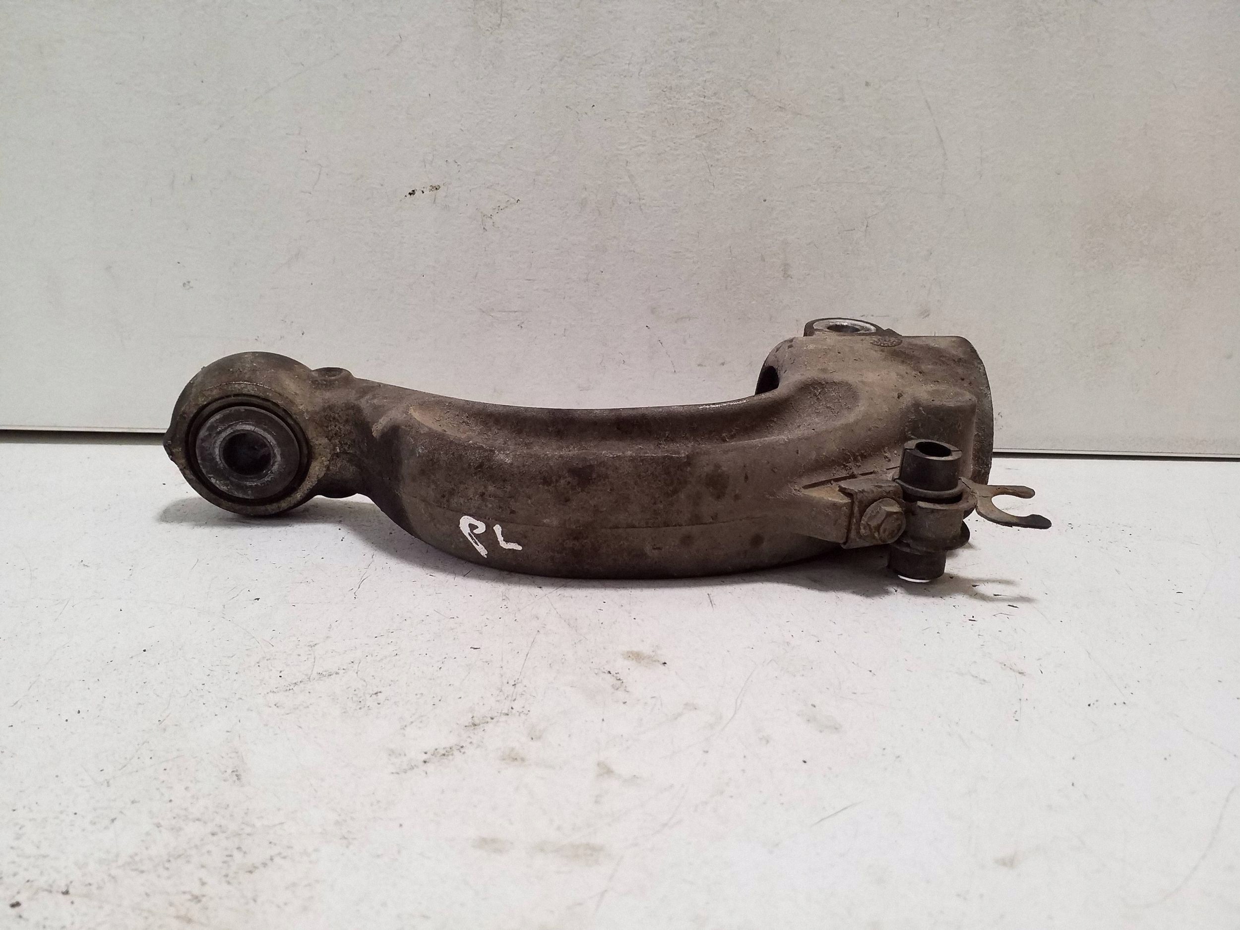 Maserati Ghibli Lower Shock Mount Right 065138800