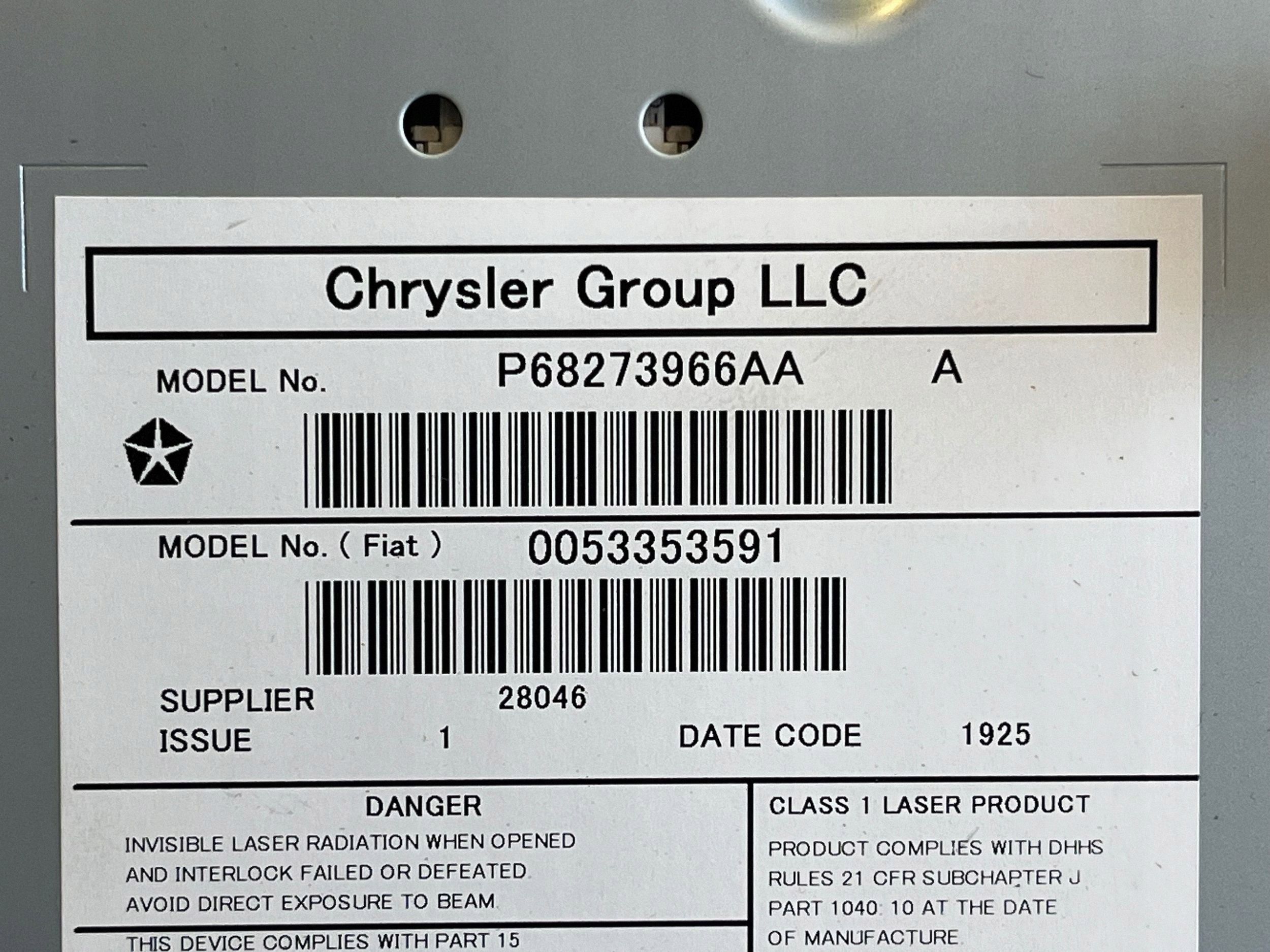 Changeur CD Jeep Cherokee KL 68273966AA image 8