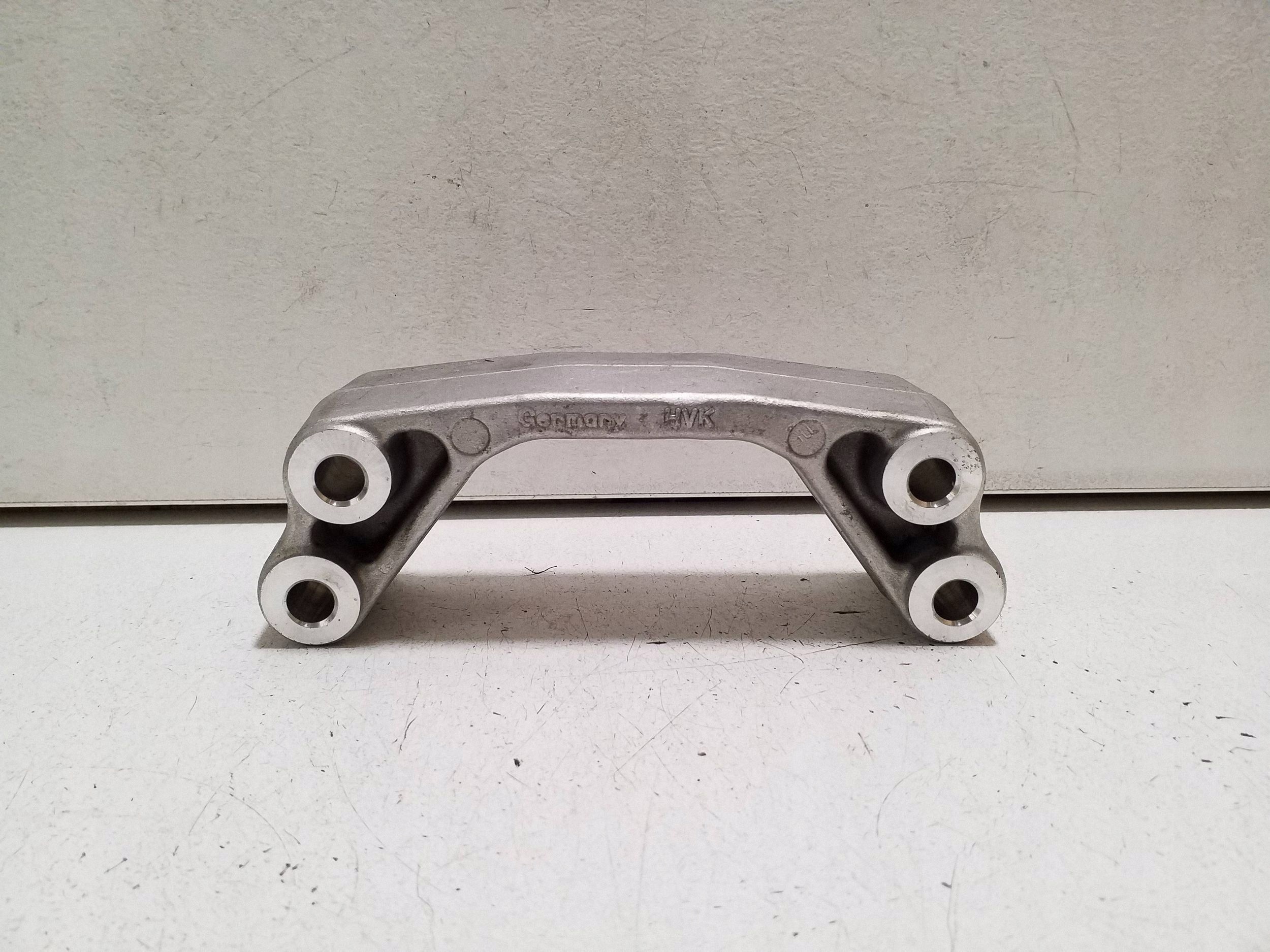 2022 Porsche Taycan 9J1 body part 9J1804421