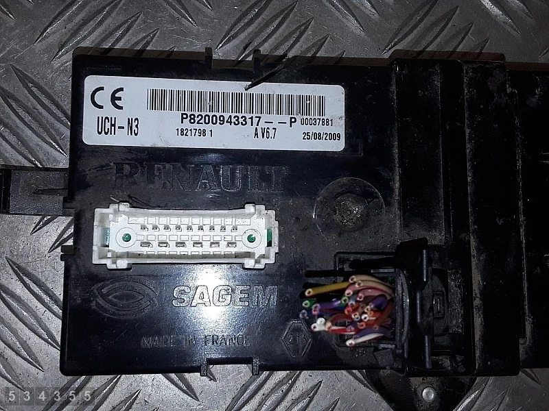2009 Renault Trafic ECU P8200943317 image 3