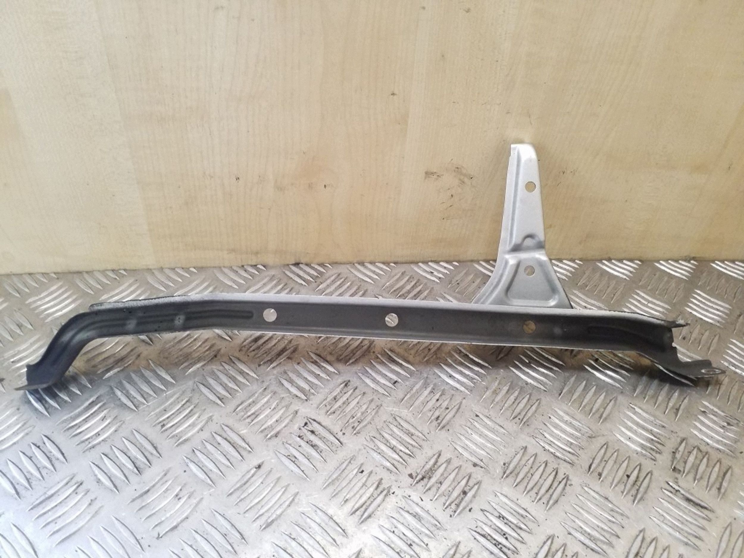 TOYOTA AVENSIS VERSO OTHER PART OF CAROSERIA