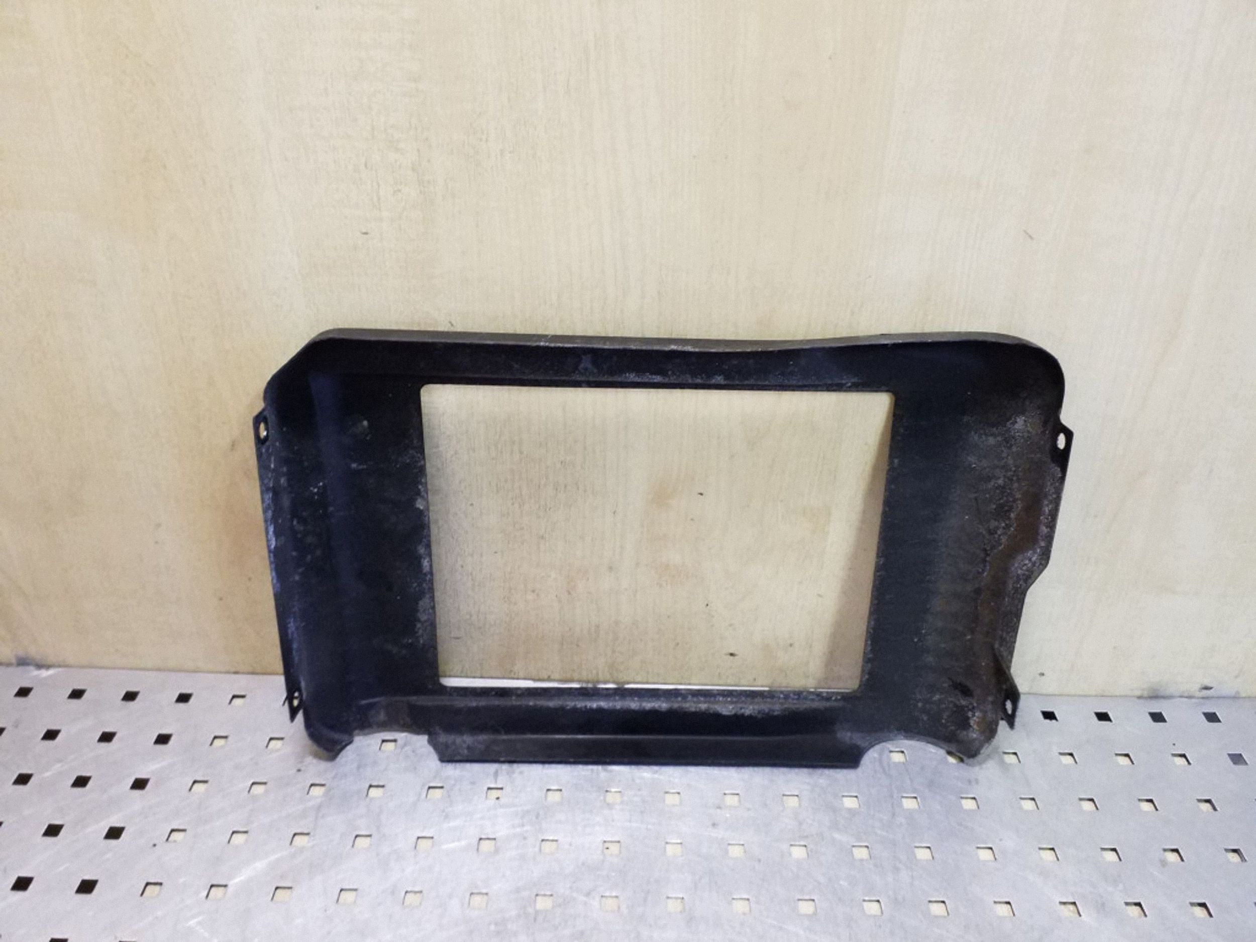MITSUBISHI PAJERO SPORT AND OTHER PART OF CAROSERIA