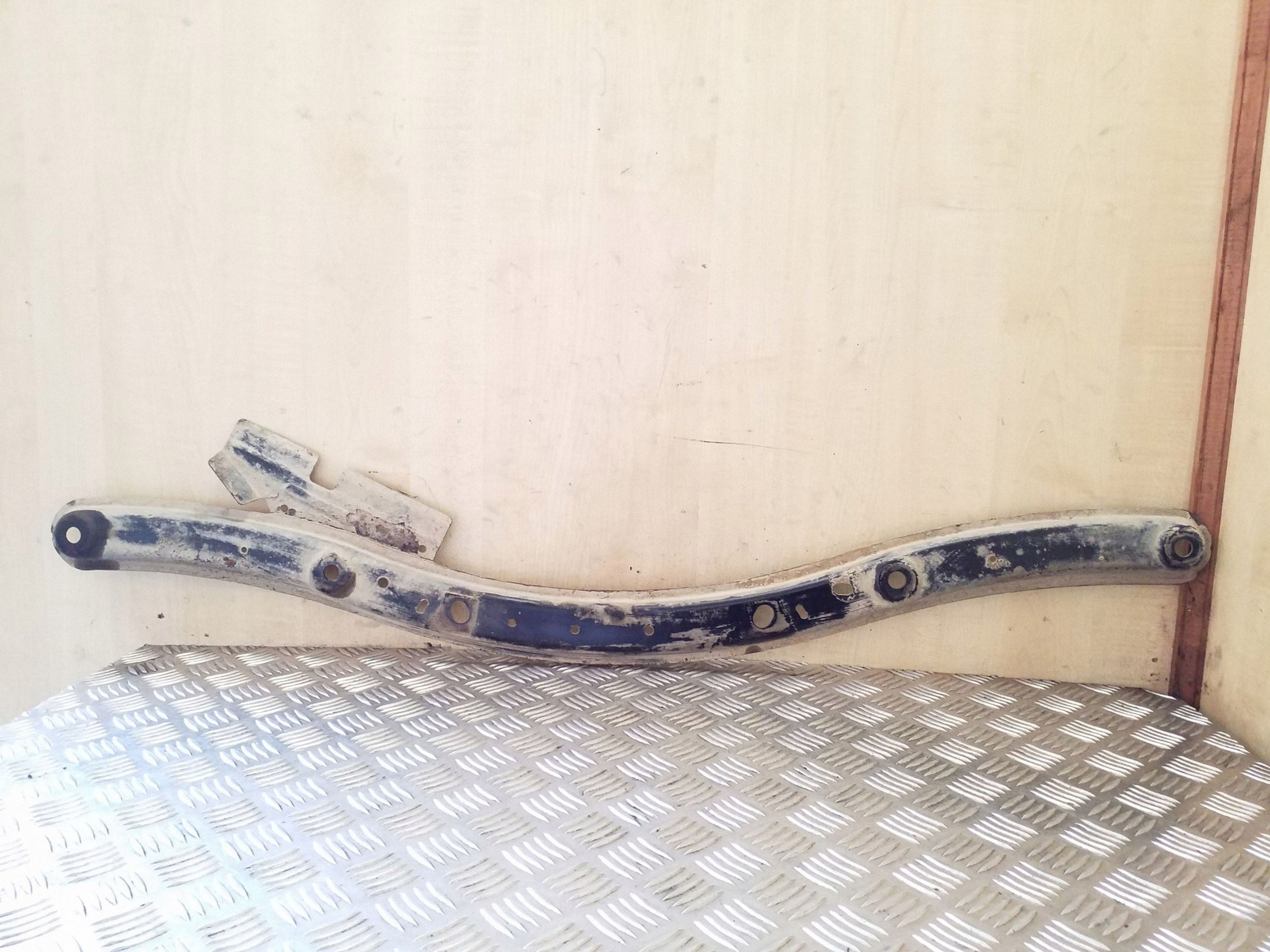 Parts of FORD 8V61A10684AB 1.6L diesel 88kW 2012