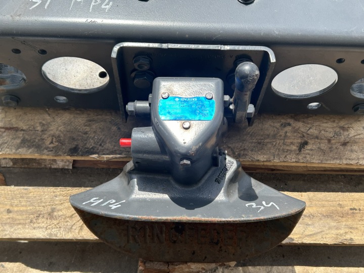 Vetokoukku Ringfeder 4040/G150 Mercedes Actros MP4