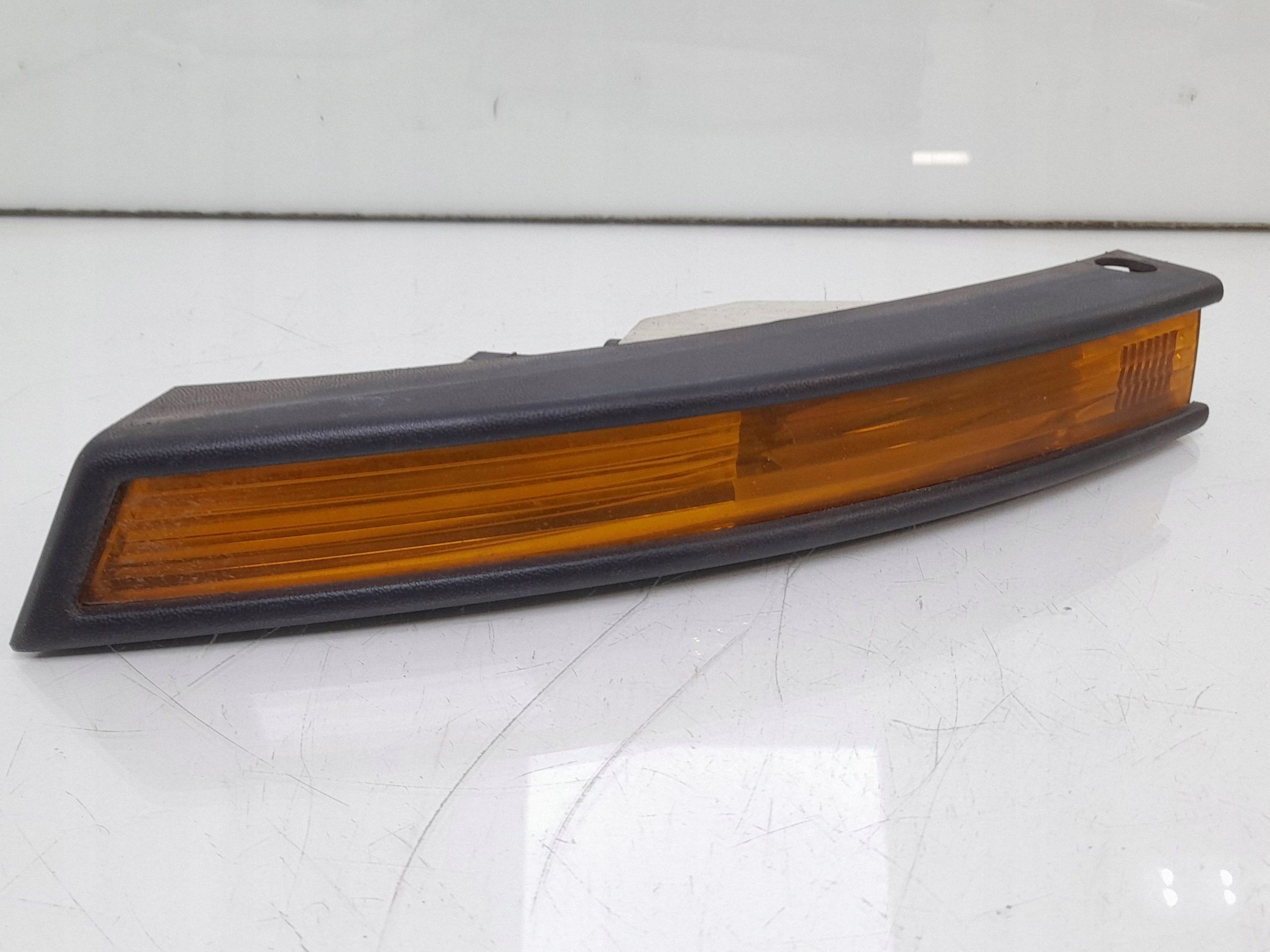 Direction indicator frame with original Volkswagen OE 3C080717 image 2