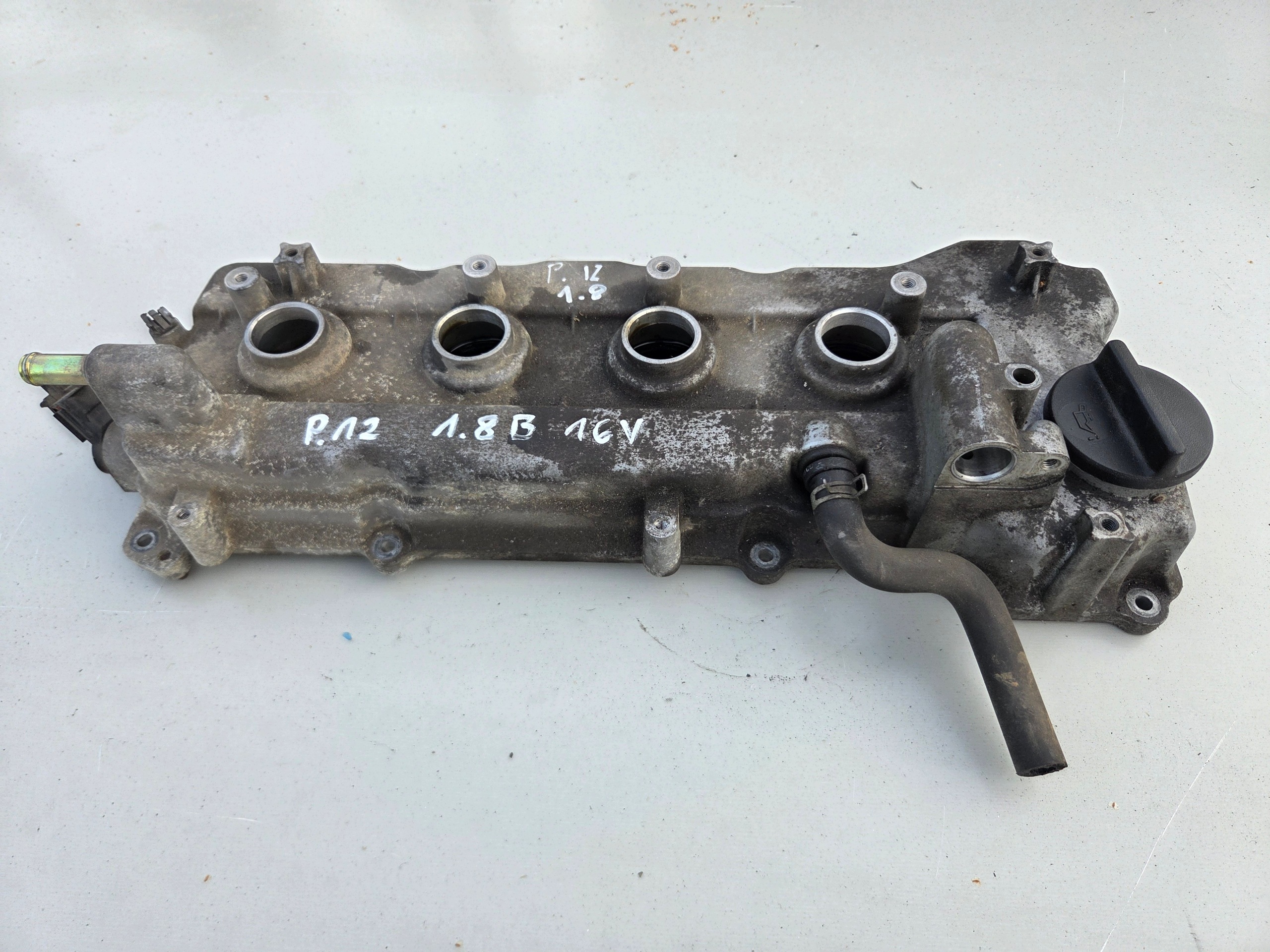 Nissan Primera P12 Valve Cover 1.8 16v QG18 Used