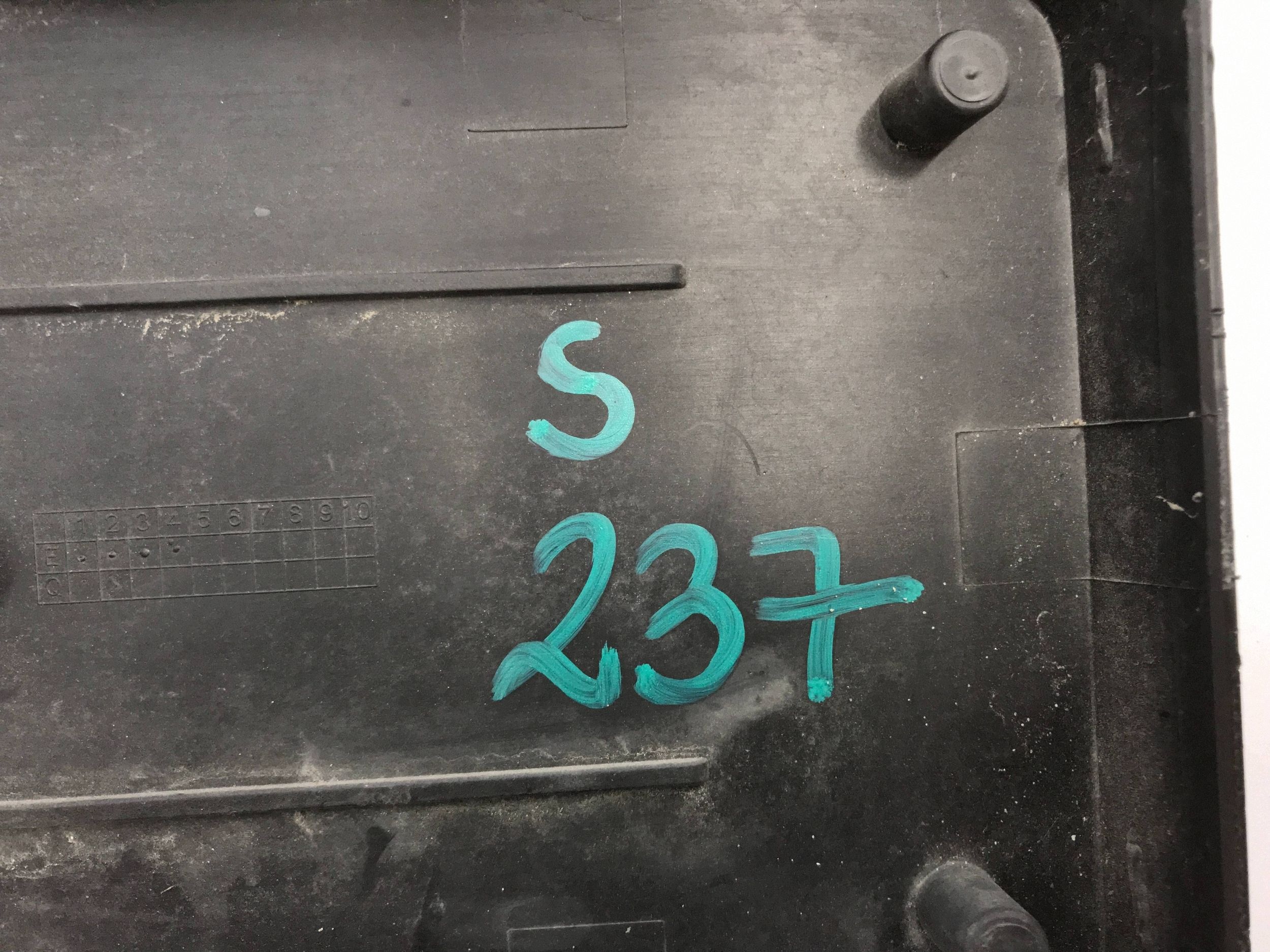 Suporte Placa Mercedes GLC W253 Diant. A2538850481 image 7