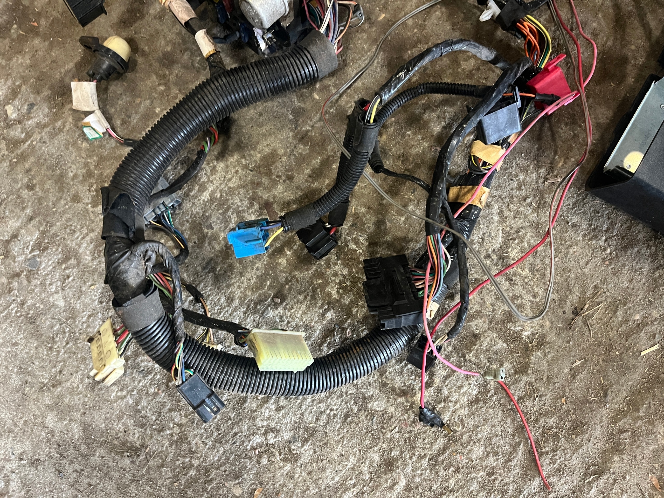 Electrical wiring harness Jeep Wrangler YJ 87-95 image 5