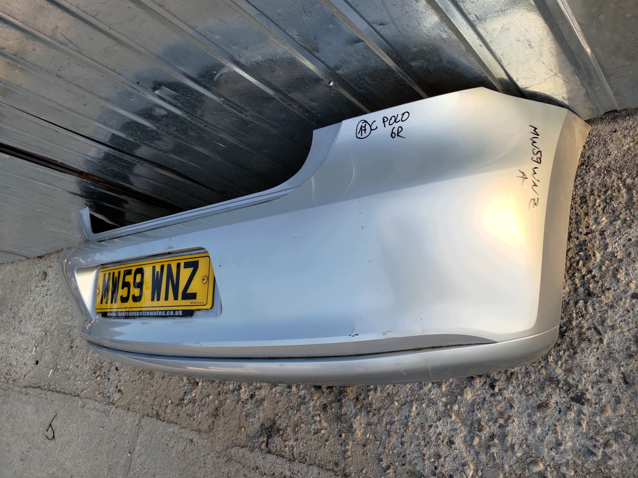Bakre stötfångare 3-d VW Polo 6R V 2009-2014 image 5