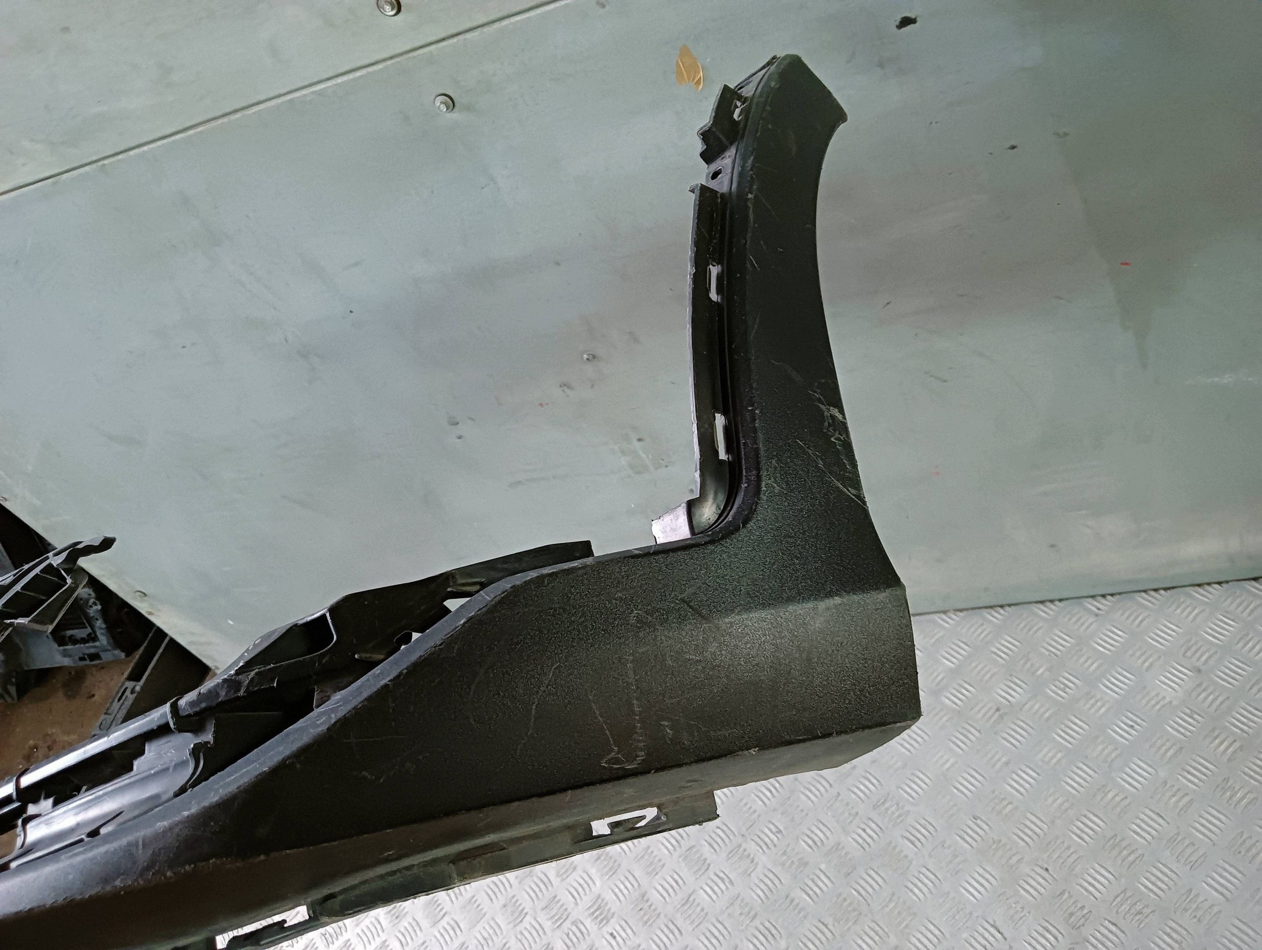 Spoiler dianteiro Kia Xceed 2022 usado image 7