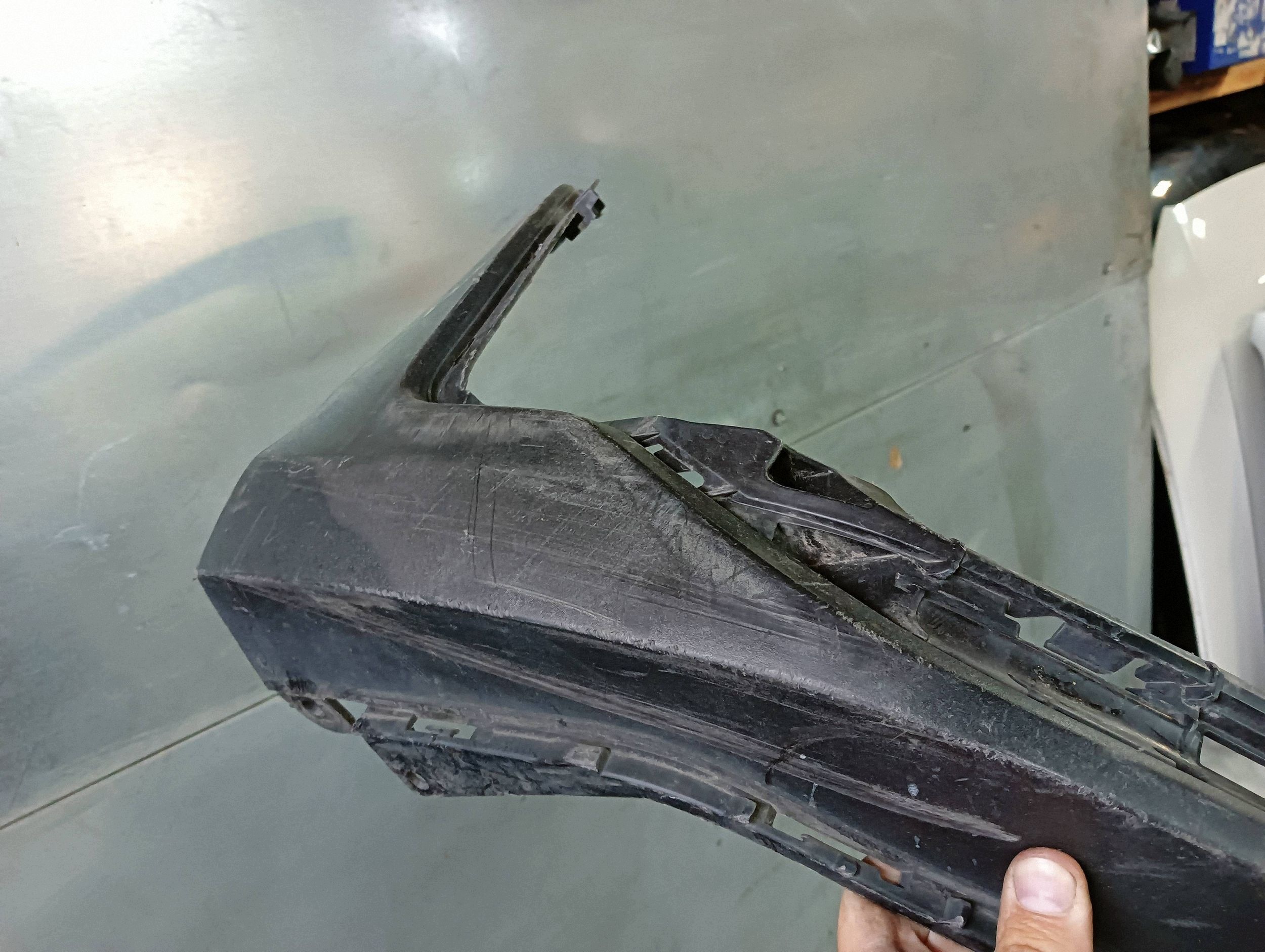 Spoiler dianteiro Kia Xceed 2022 usado image 8