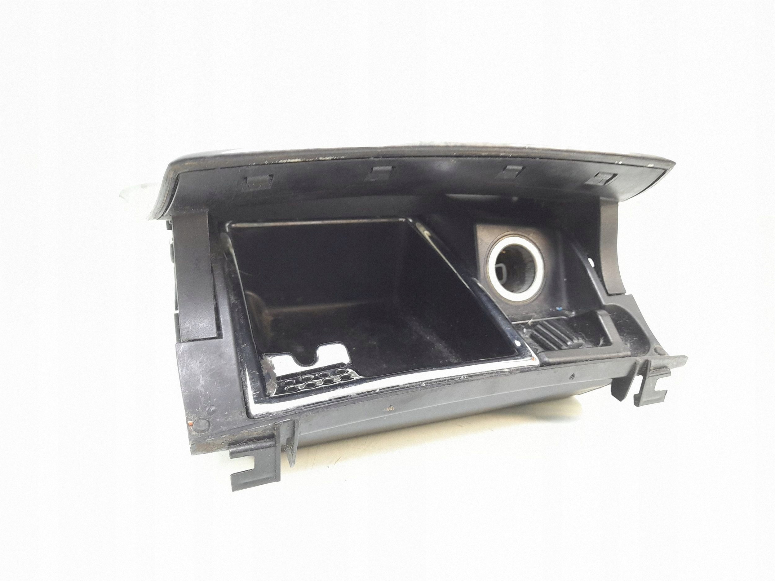 Cendrier 8101330 Mercedes-Benz Classe E W211