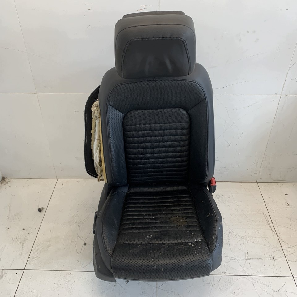 Sedile passeggero VW Passat B8 3G pelle elettrico usato