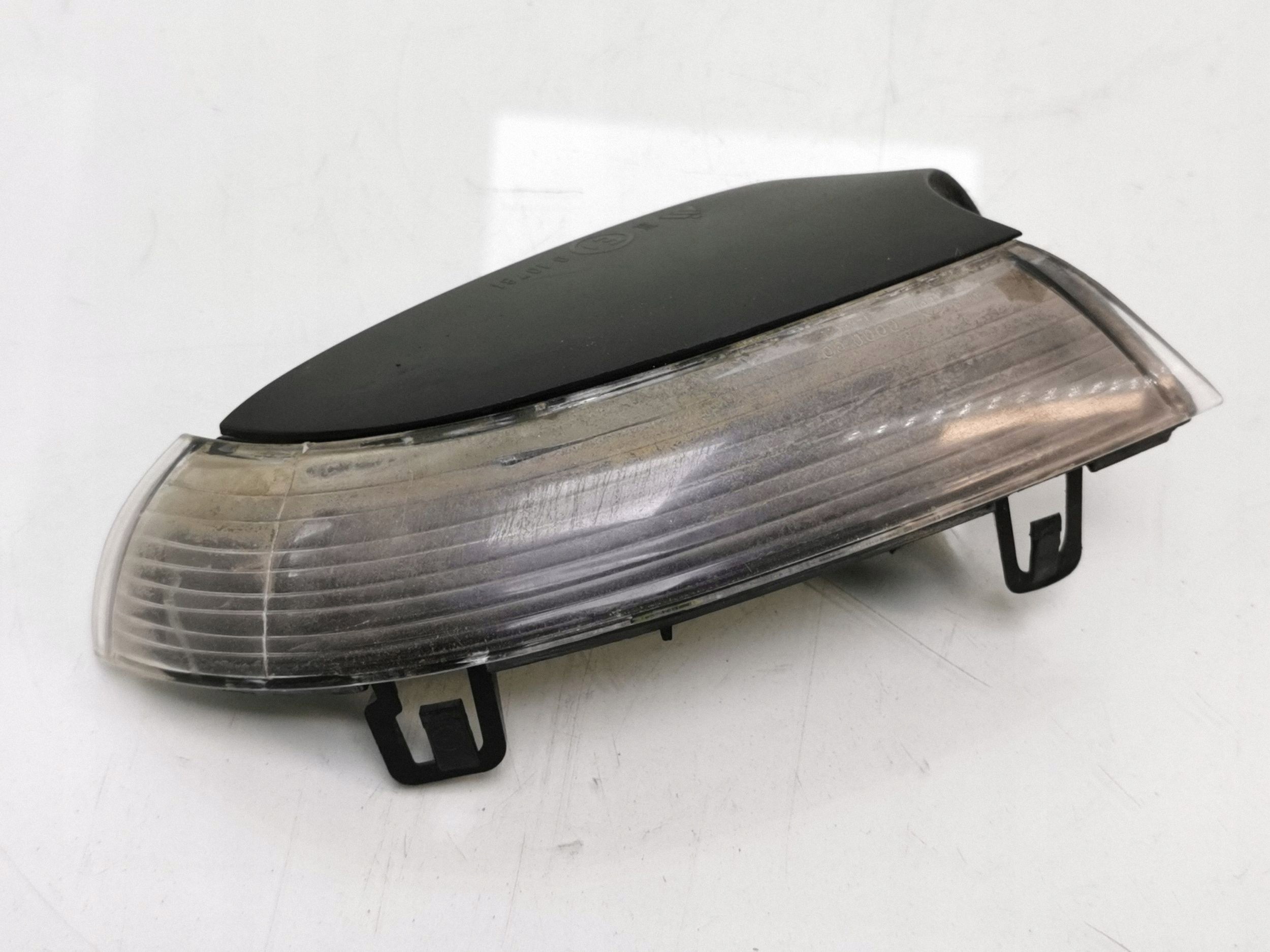 2010 Volkswagen PASSAT B6 Direction indicator in mirror 39313