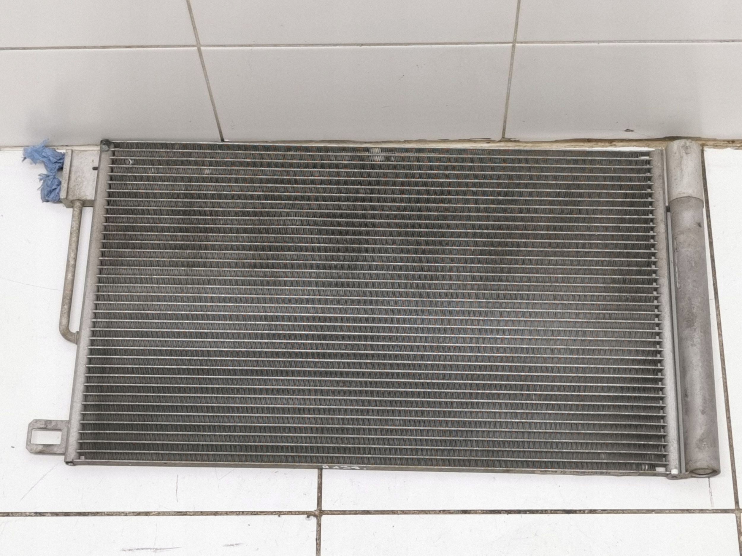 Corsa D Bipper Grande Punto A/C Condensor 13410072 image 3