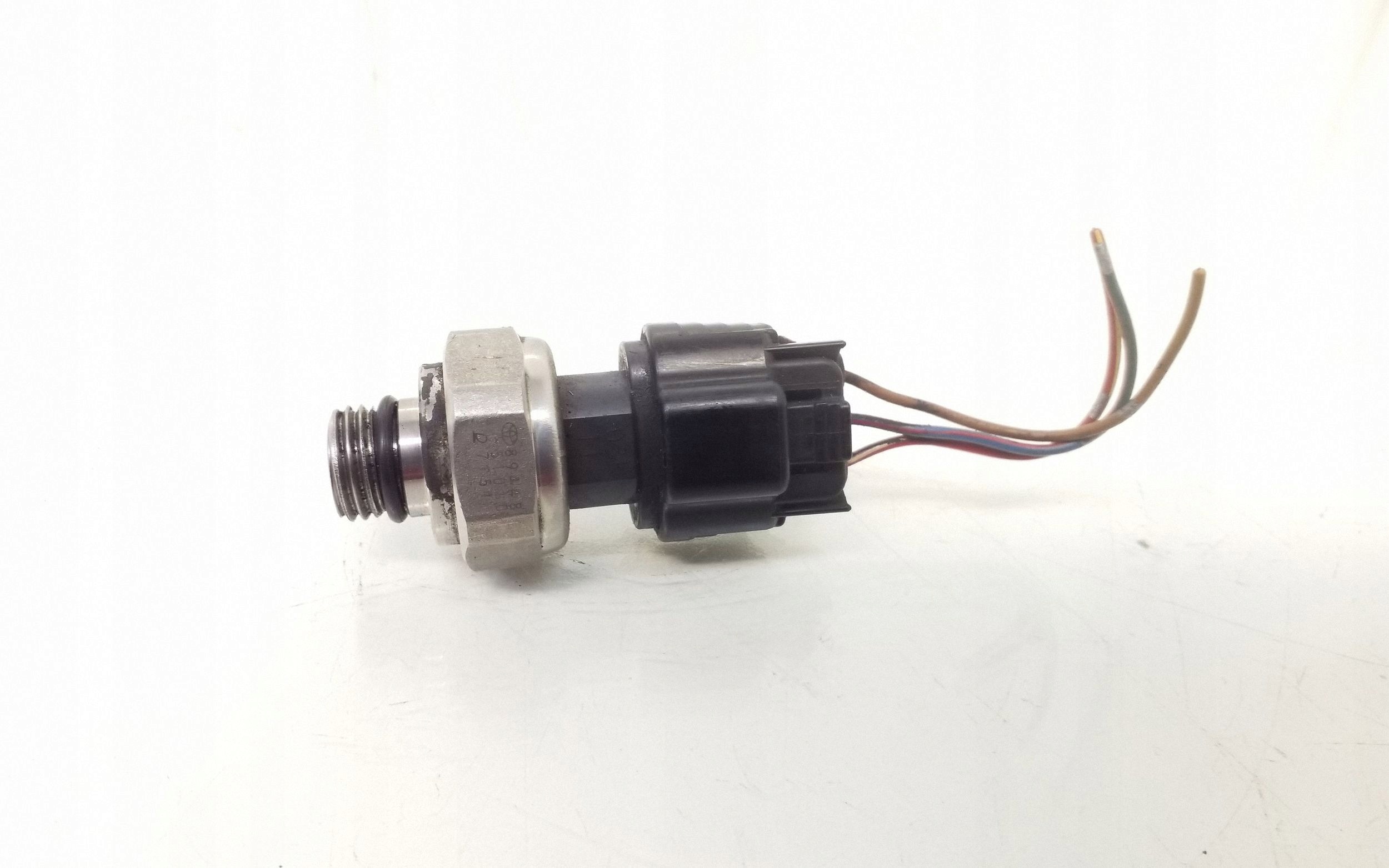 Toyota 89448-51010 Öldrucksensor image 2