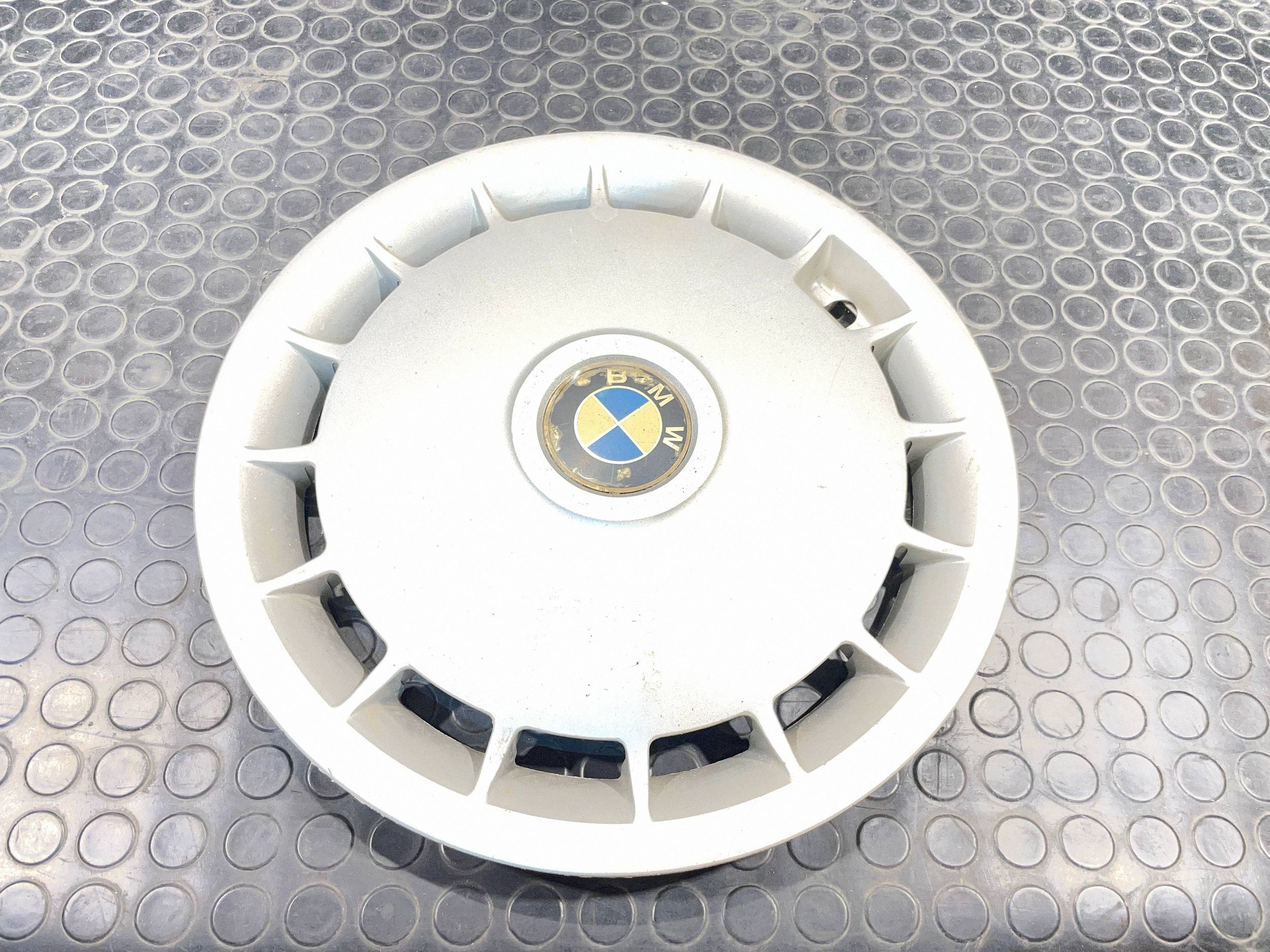 BMW 3 E30 82-94 Wheels 14" Cali Set image 9