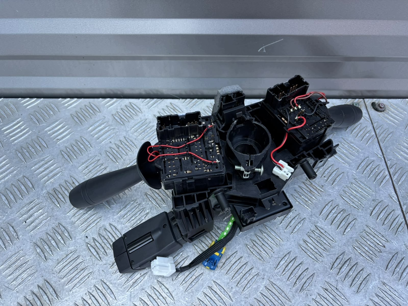 Dacia Logan Maneta Combinada Usada OEM 0265019153 image 5