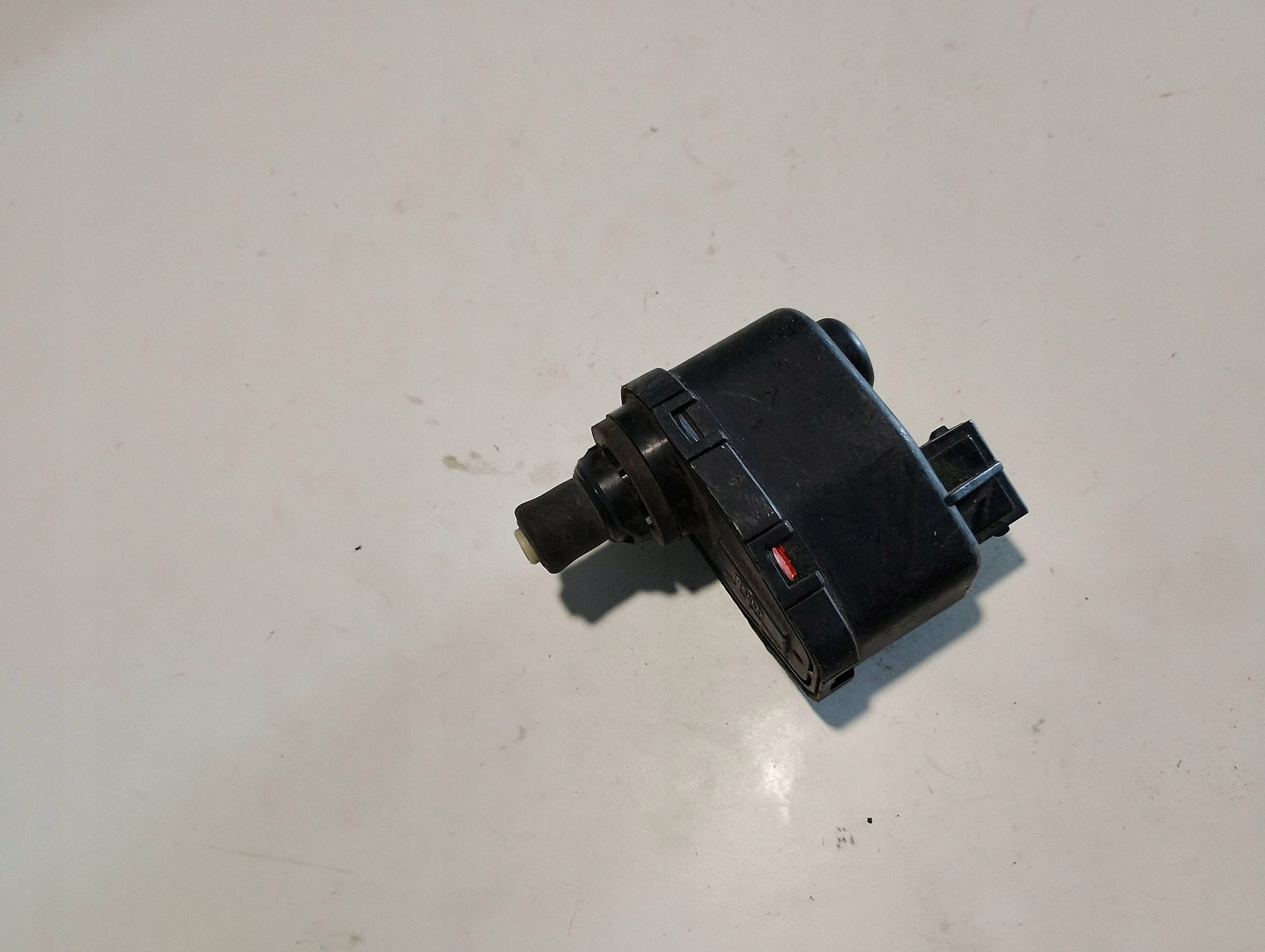 Moteur de réglage phare VW OE 165941295 image 3