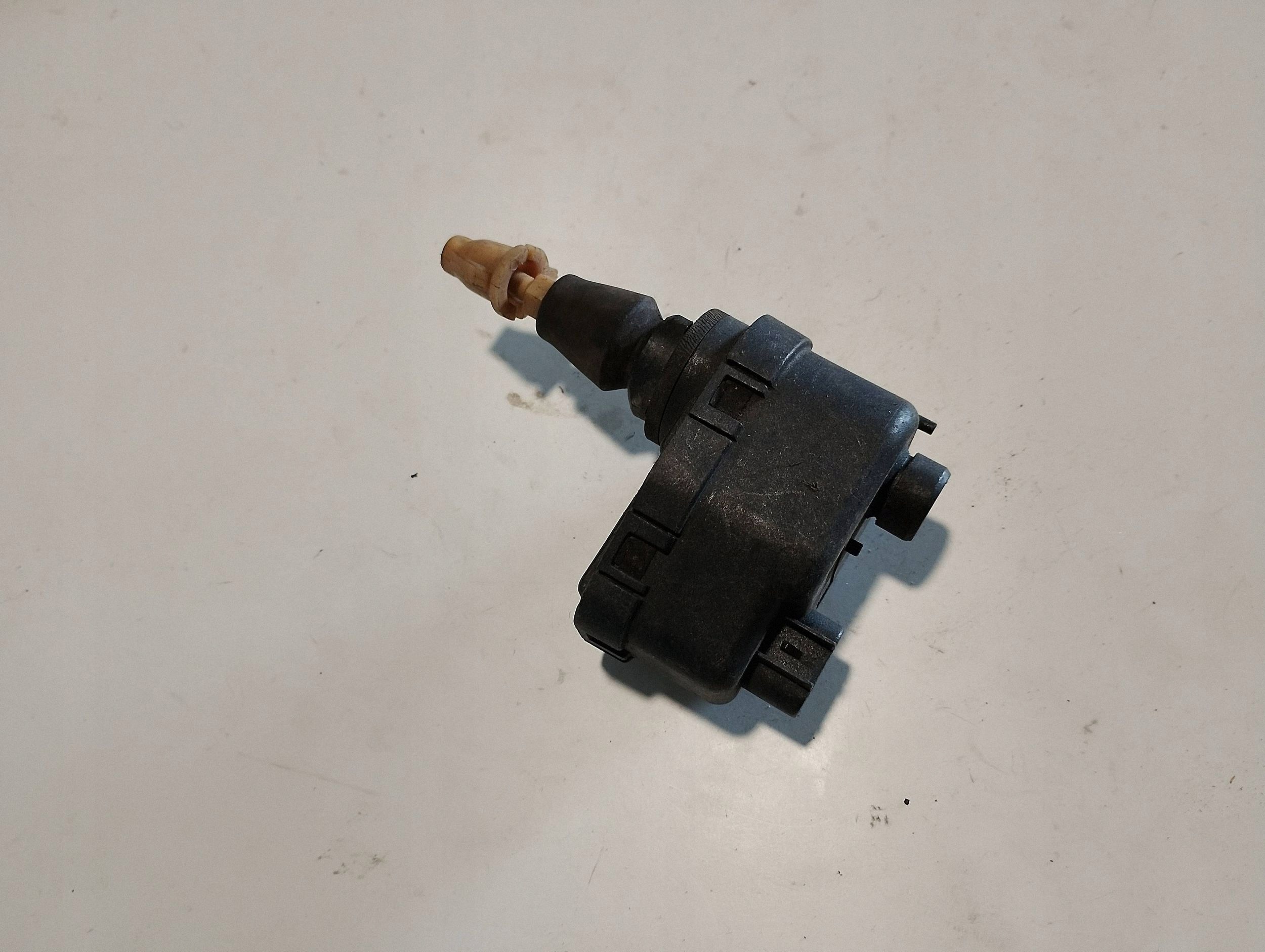 Moteur de réglage phare VW OE 165941295 image 5