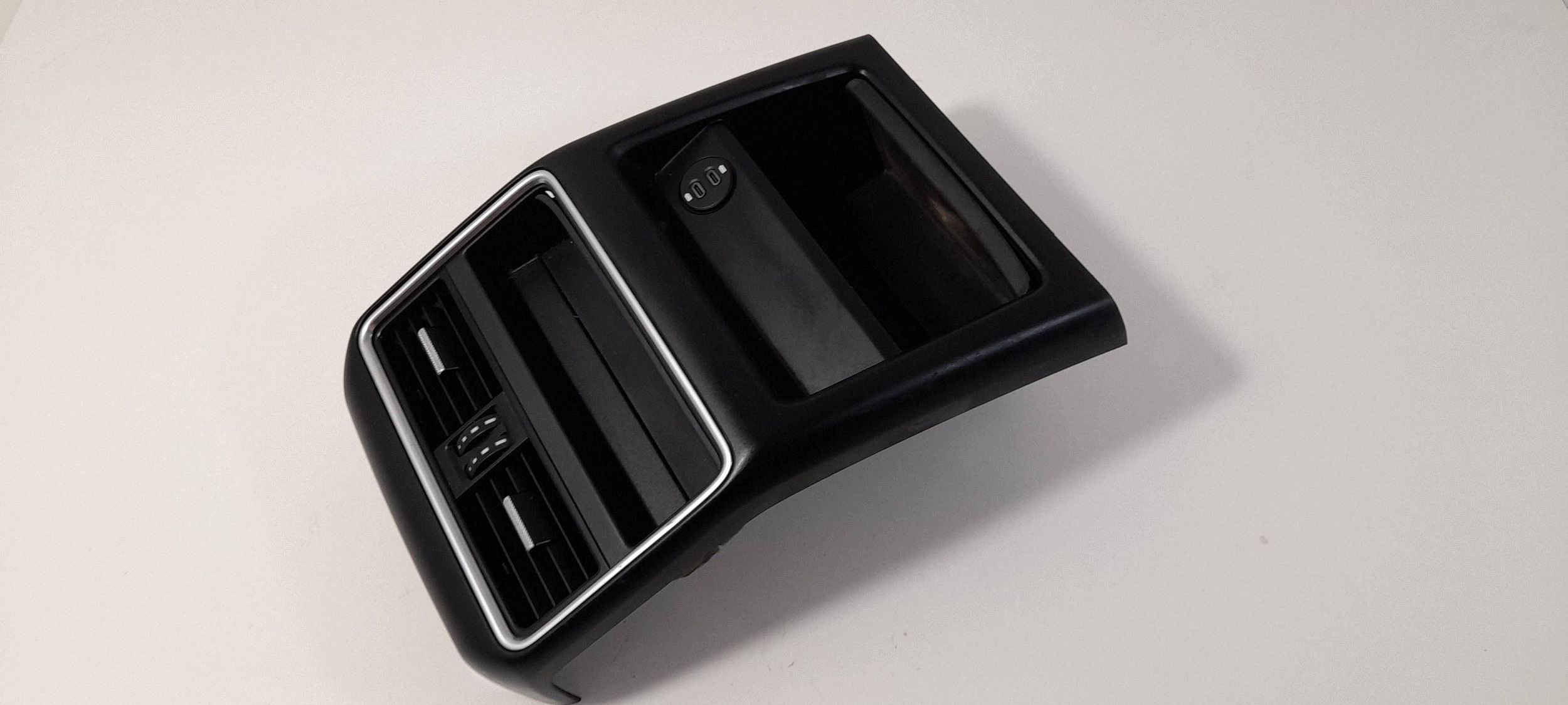 Porsche Cayenne 9Y0 9Y3 Central console air vent 9Y0863072A (PR49)