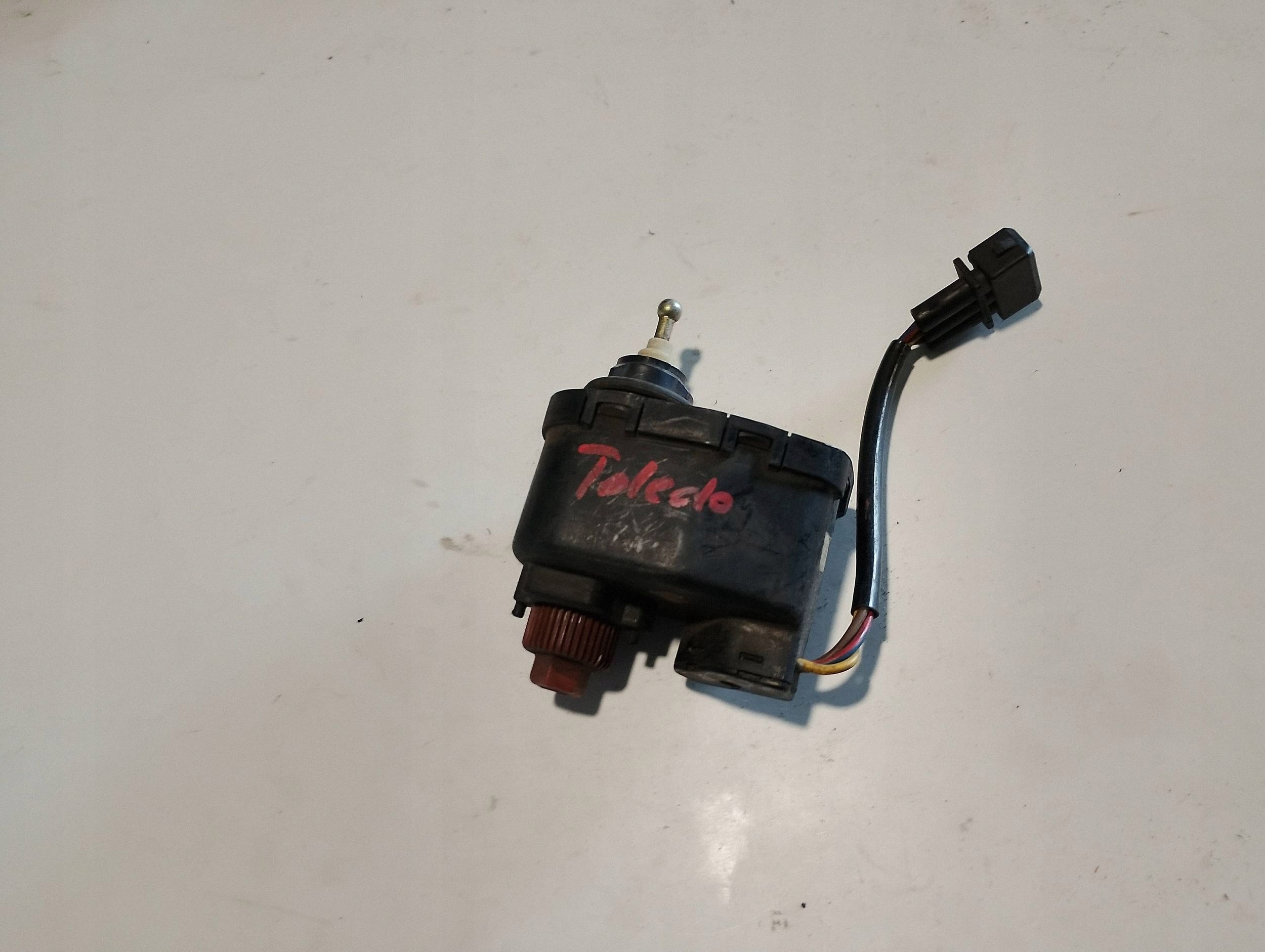 Motor Regulacji Lamp Seat Toledo 1L0941295 image 3