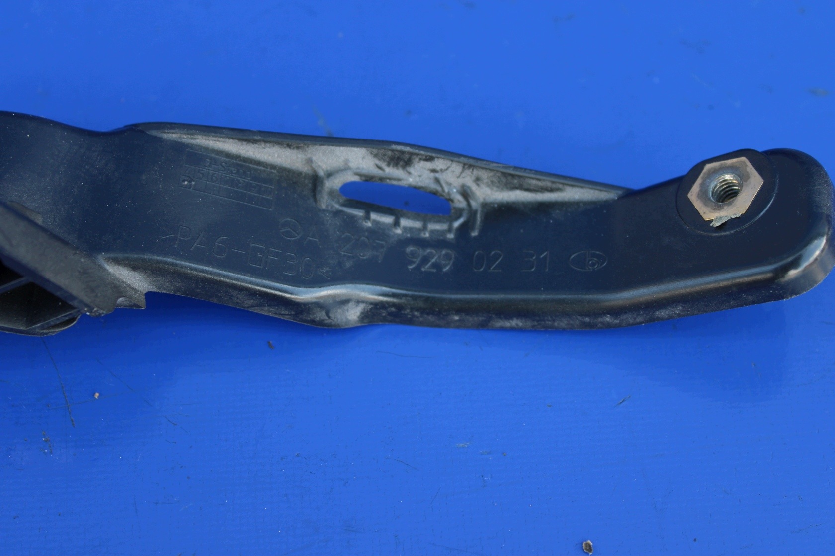 Soporte fijación asiento derecho Mercedes W207 C207 A2079290231 image 3