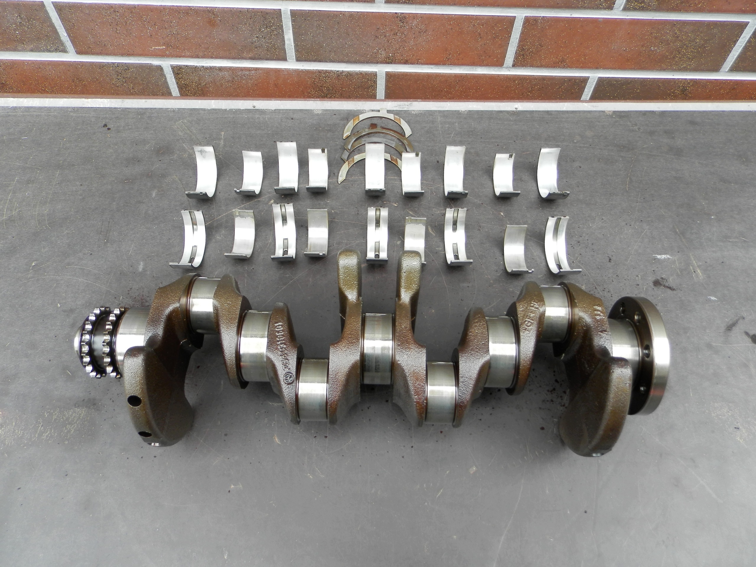 Kampiakseli 2660310601 Mercedes W169 W245 1.5 8V 266.920