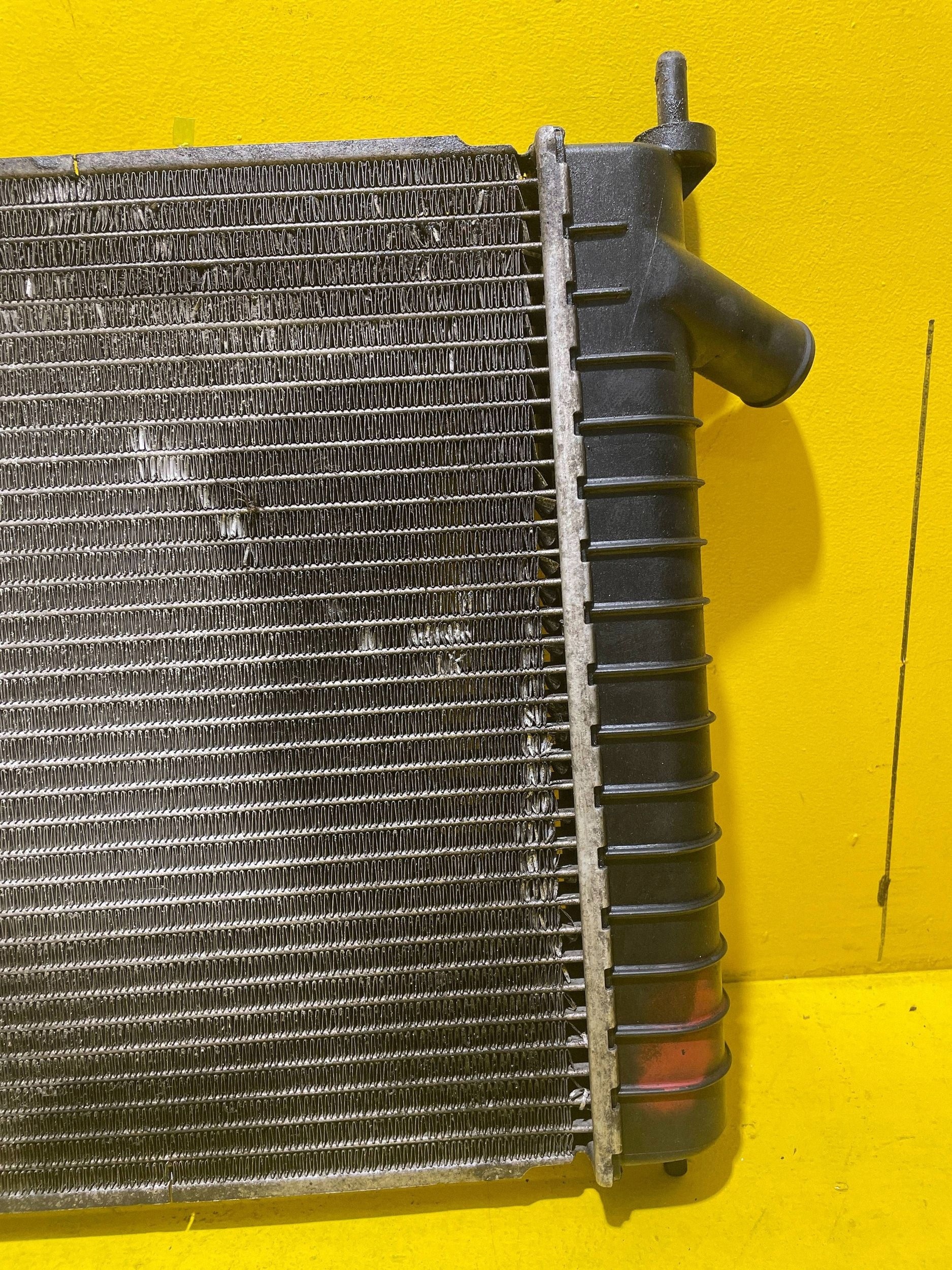 Saab 9-5 Kühler Wasser 52488560 image 5
