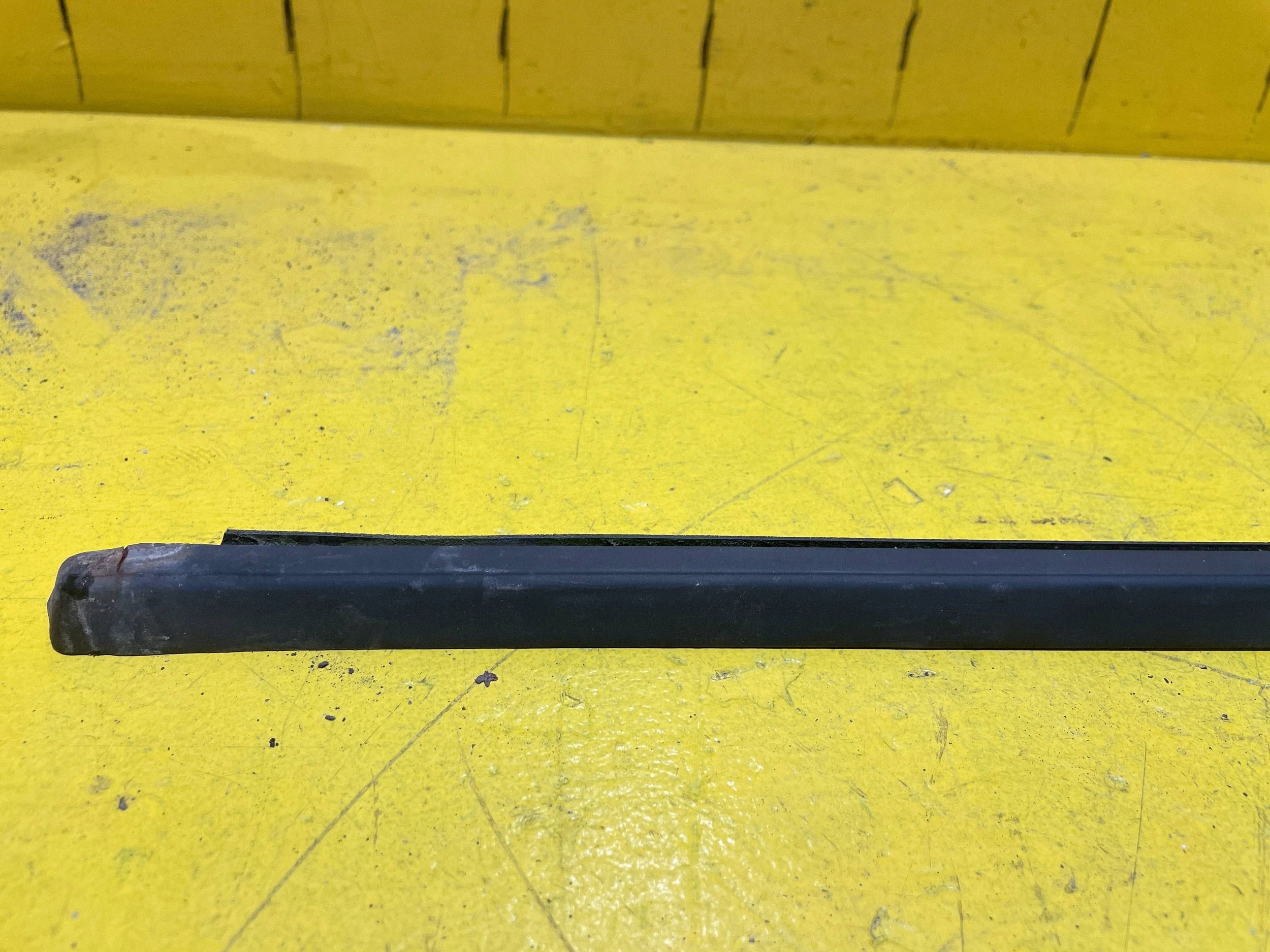 Saab 9-5 Windabweiser links vorne 5364427 image 3
