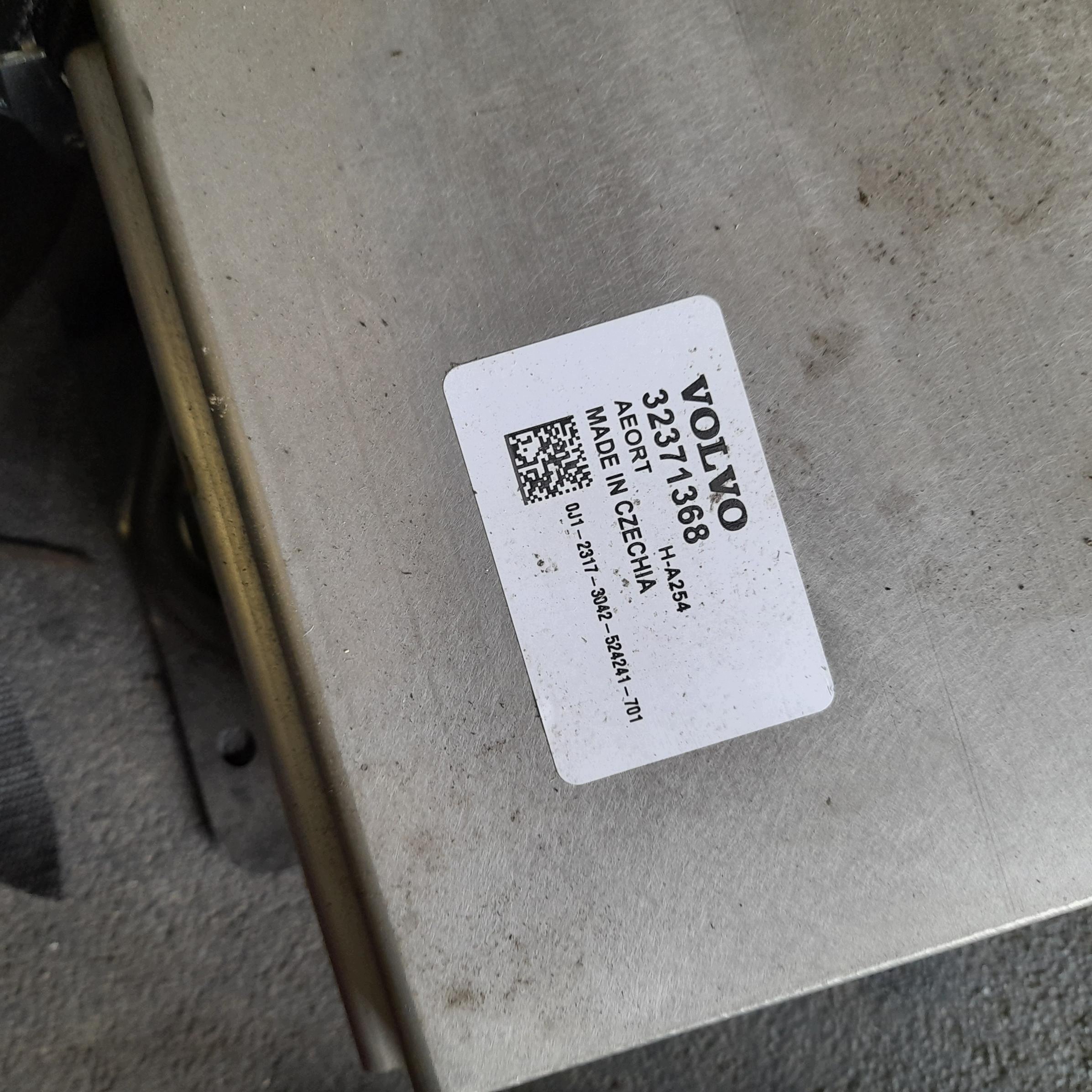 VOLVO XC40 Batteria Trazione HEV/EV 32371368 image 4