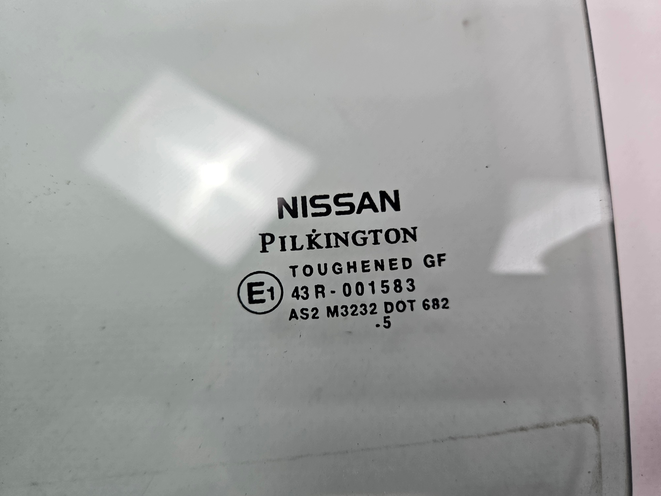 Nissan Micra K12 takaovi ikkuna vasen 2003-2010 image 5