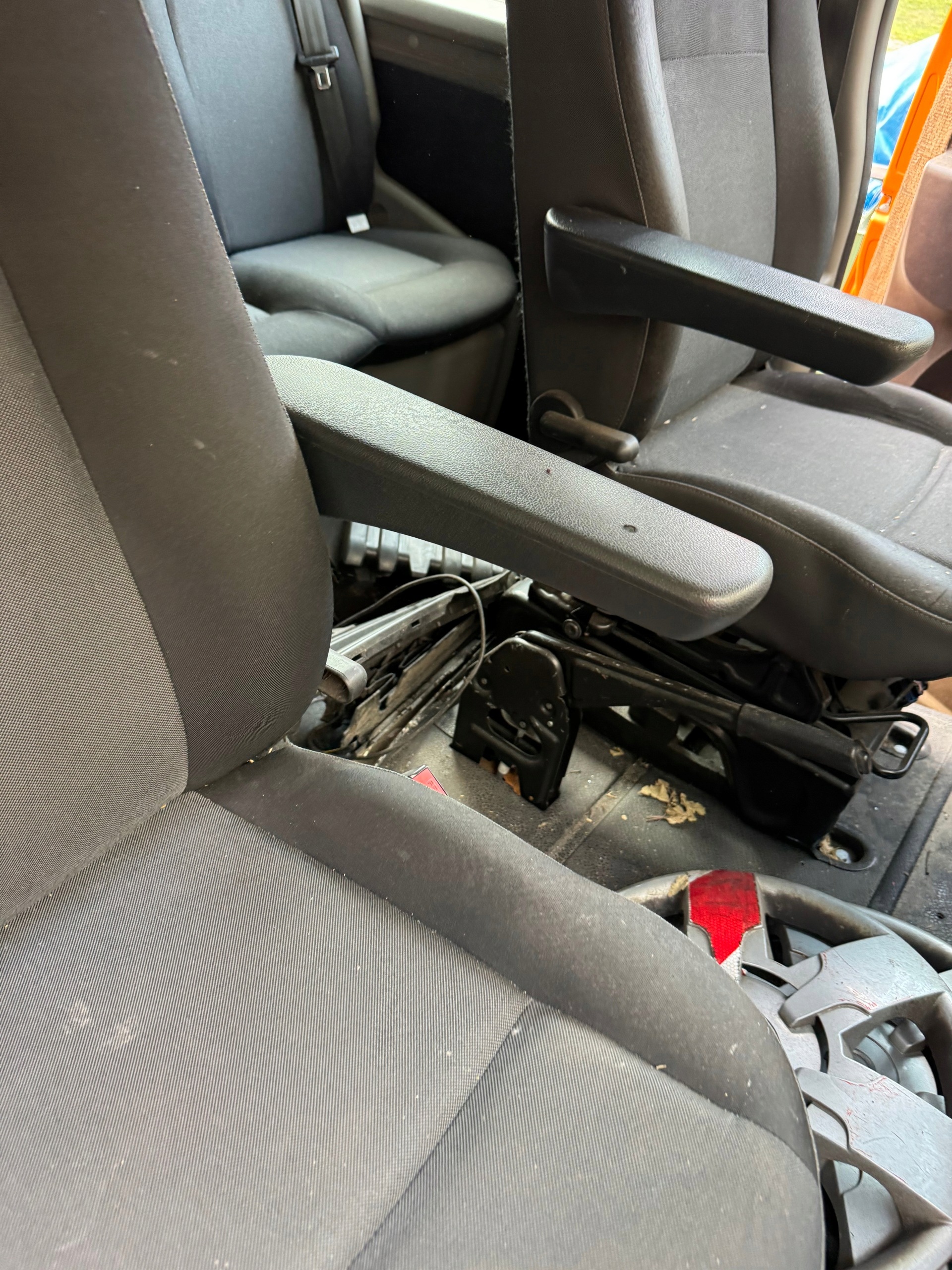 Asiento delantero derecho Renault Master III/IV, NV400, Movano, calefaccionado image 4